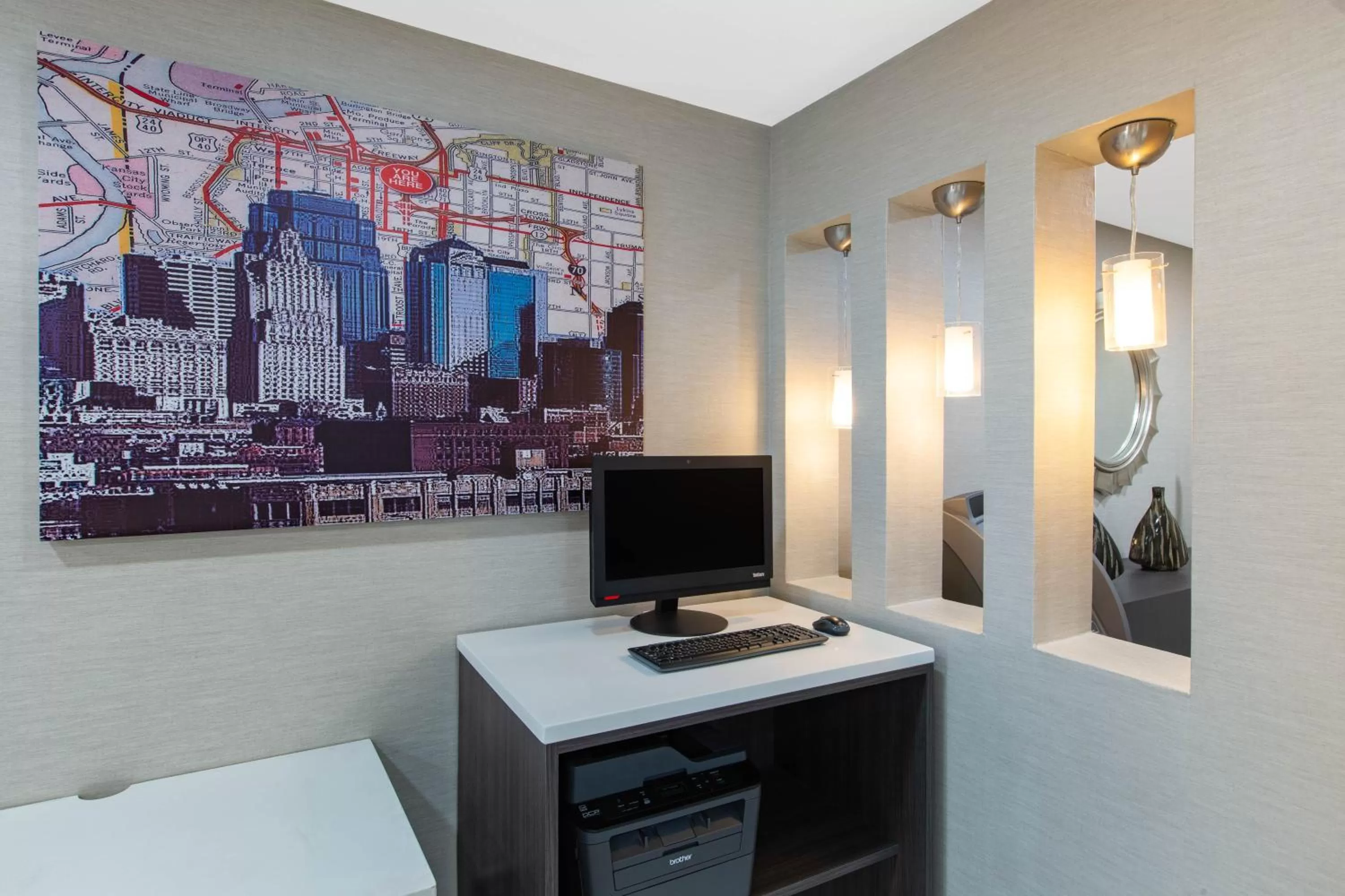 Business facilities in La Quinta by Wyndham Blue Springs