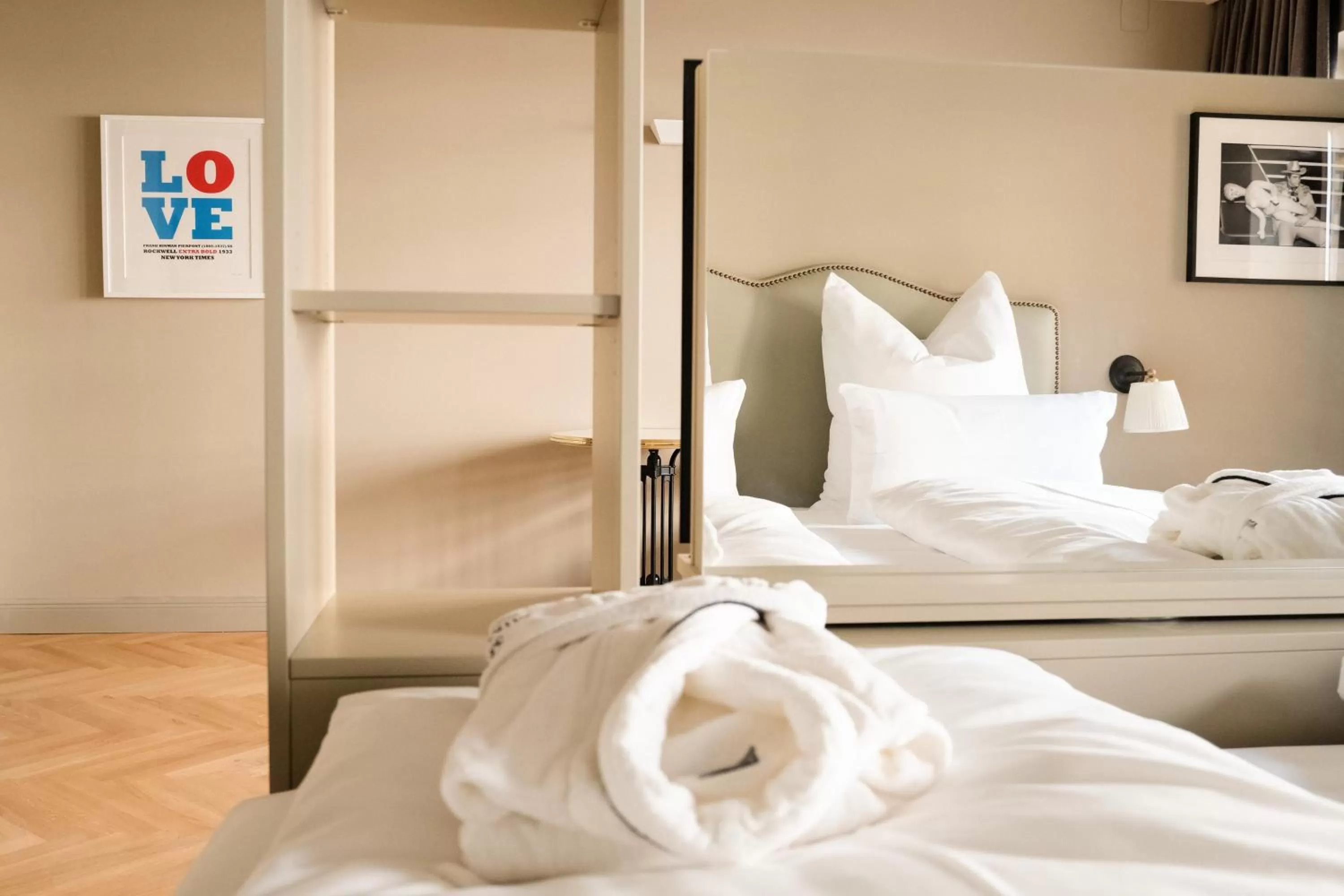 Photo of the whole room, Bed in Mimosa Hotel