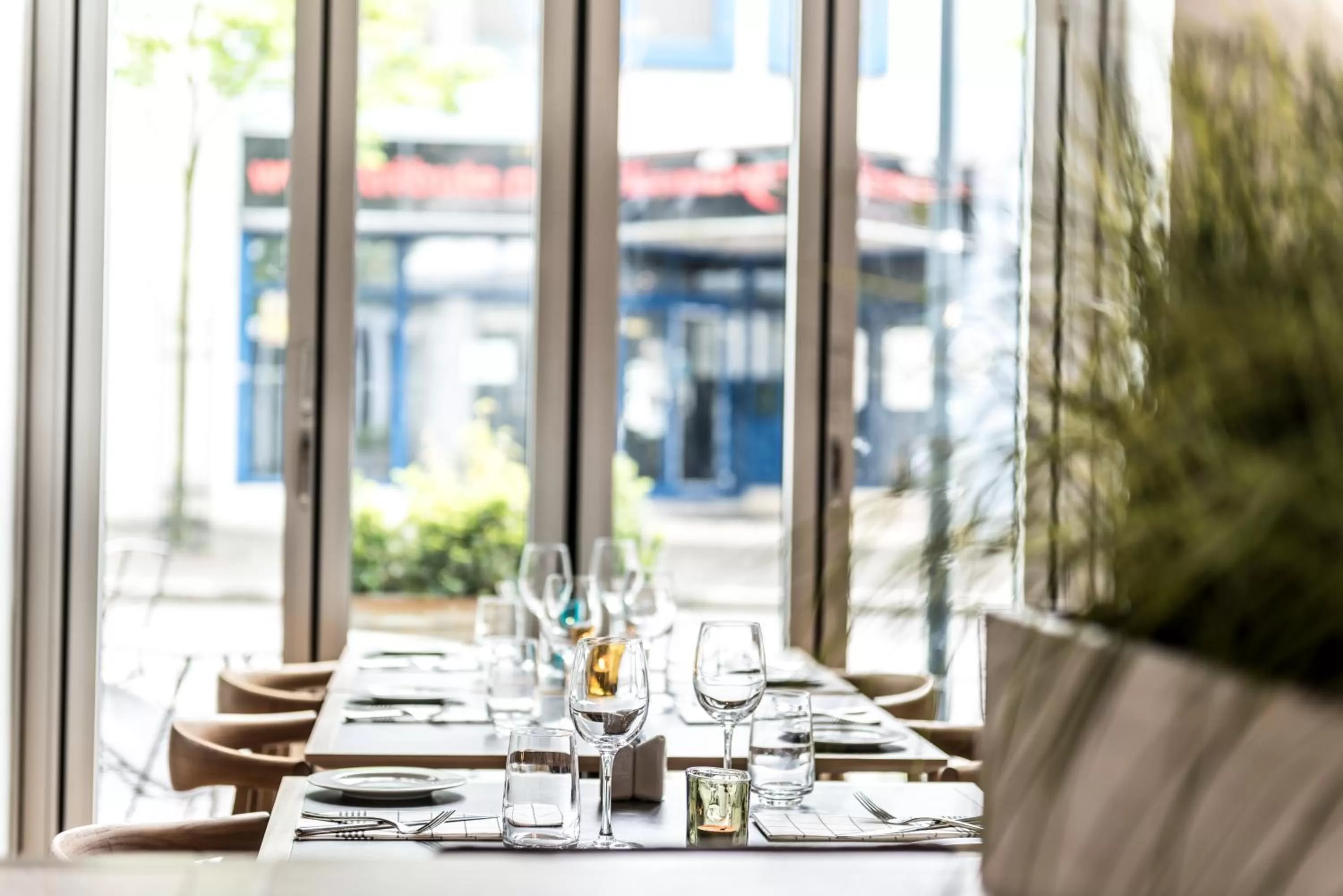 Restaurant/places to eat in Quality Hotel Residence