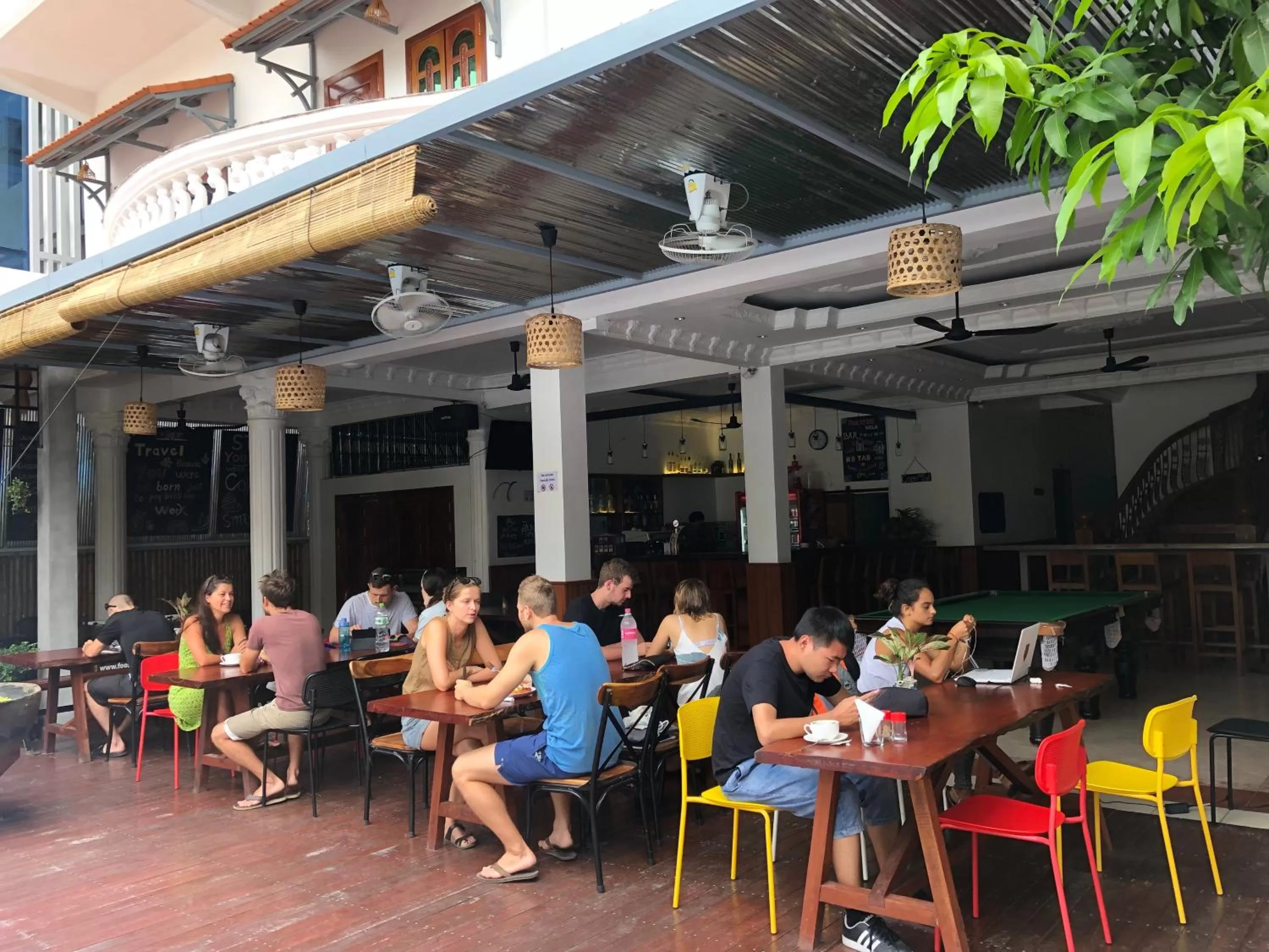 Restaurant/places to eat in Poolside Villa