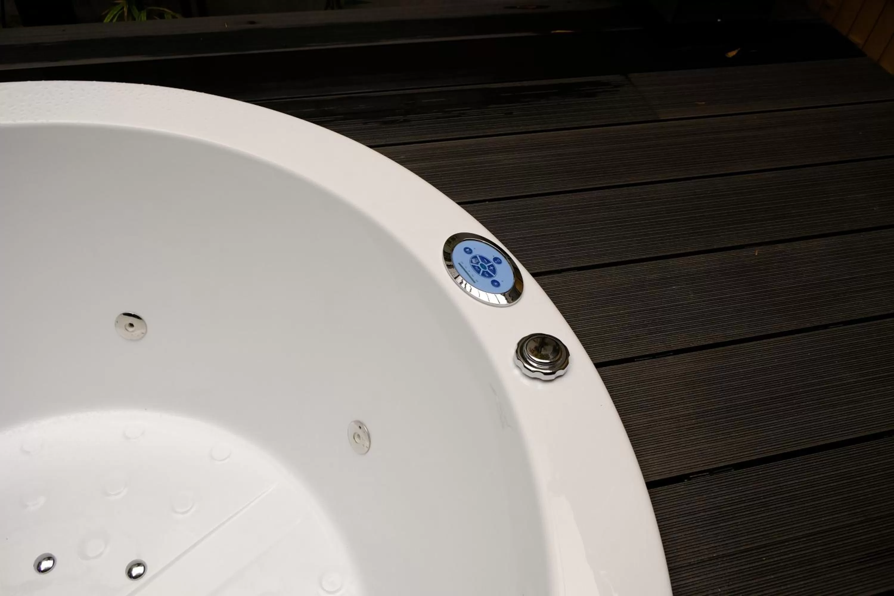 Hot Tub in Shiki Suites - Kyoto Umekoji