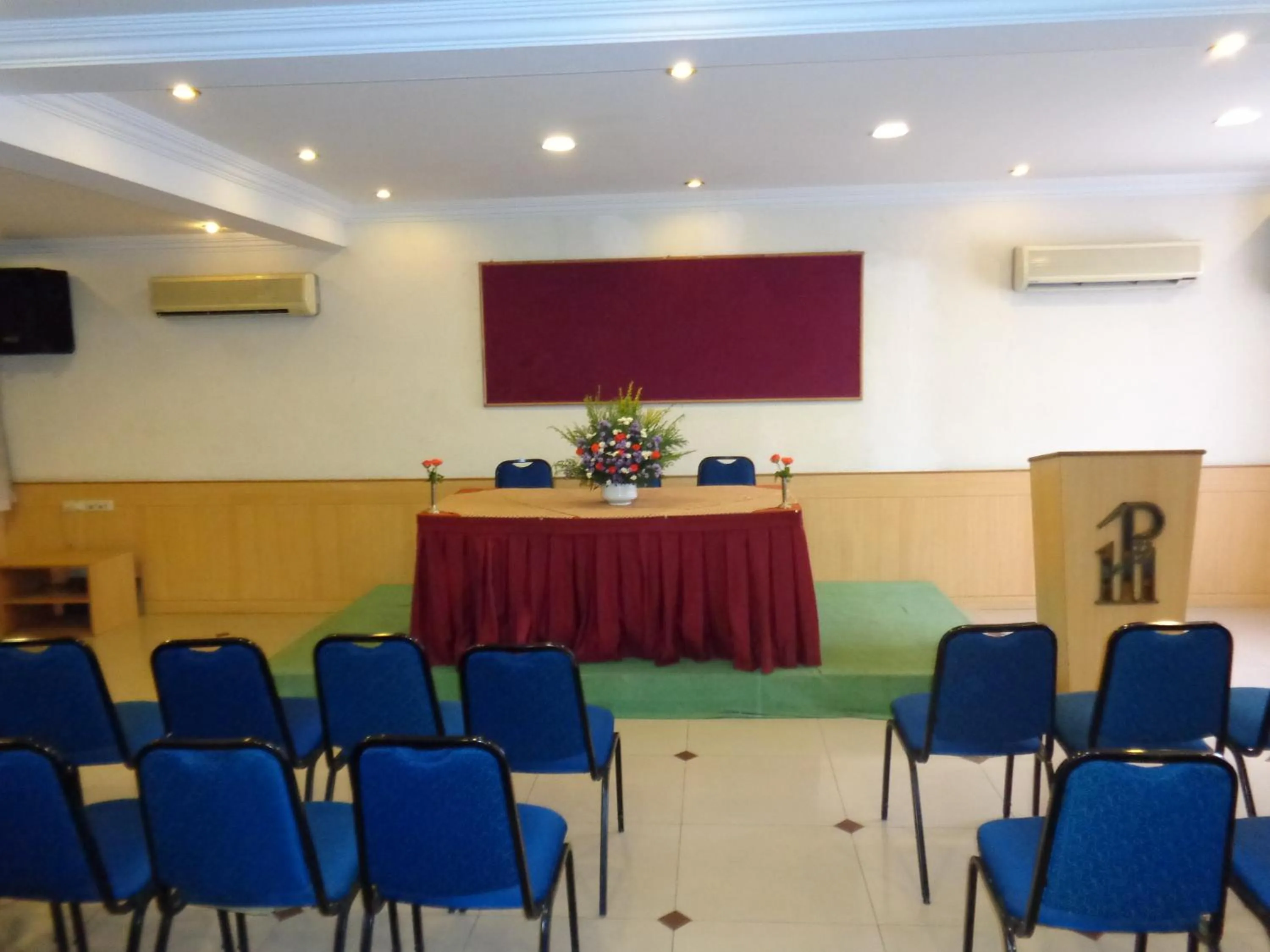 Business facilities in Hotel Poonja International