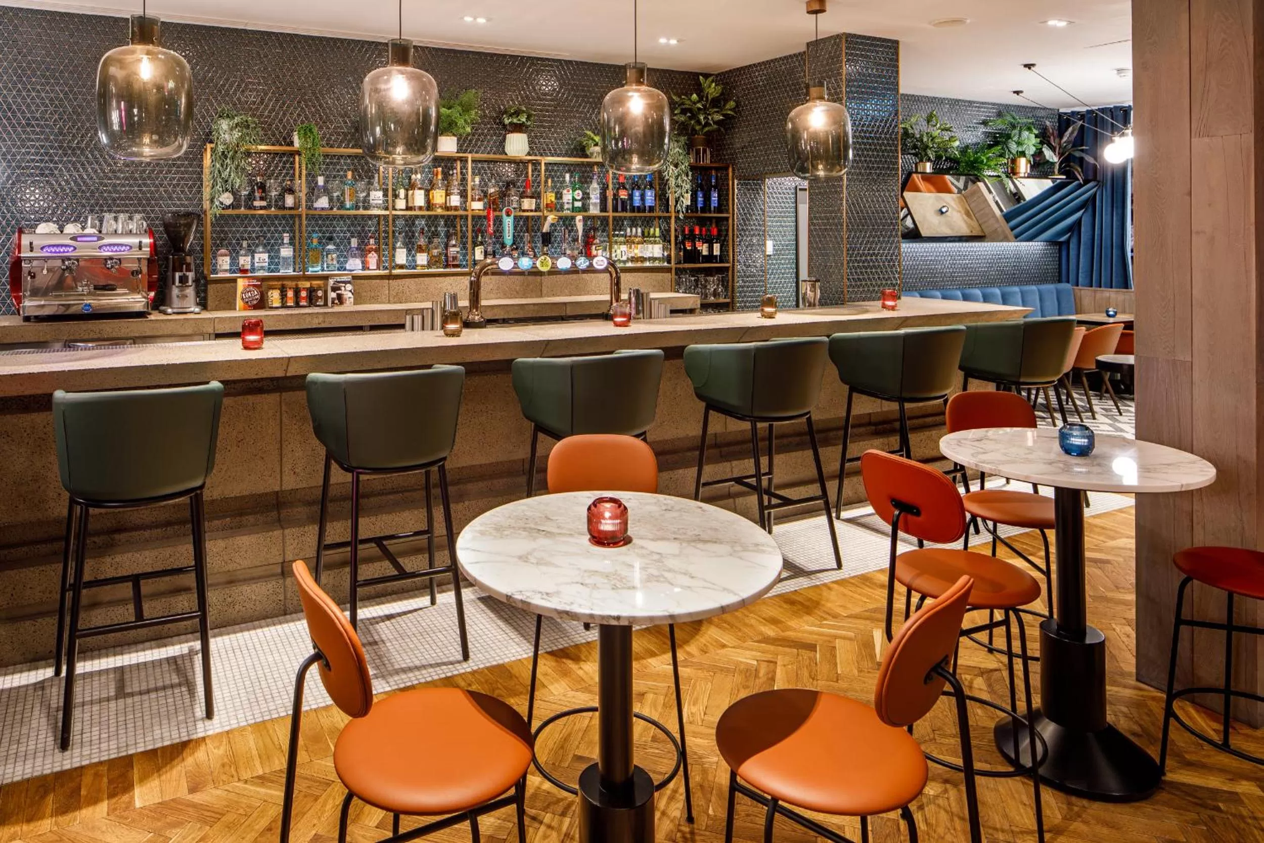 Lounge or bar in ibis Styles Edinburgh St Andrew Square