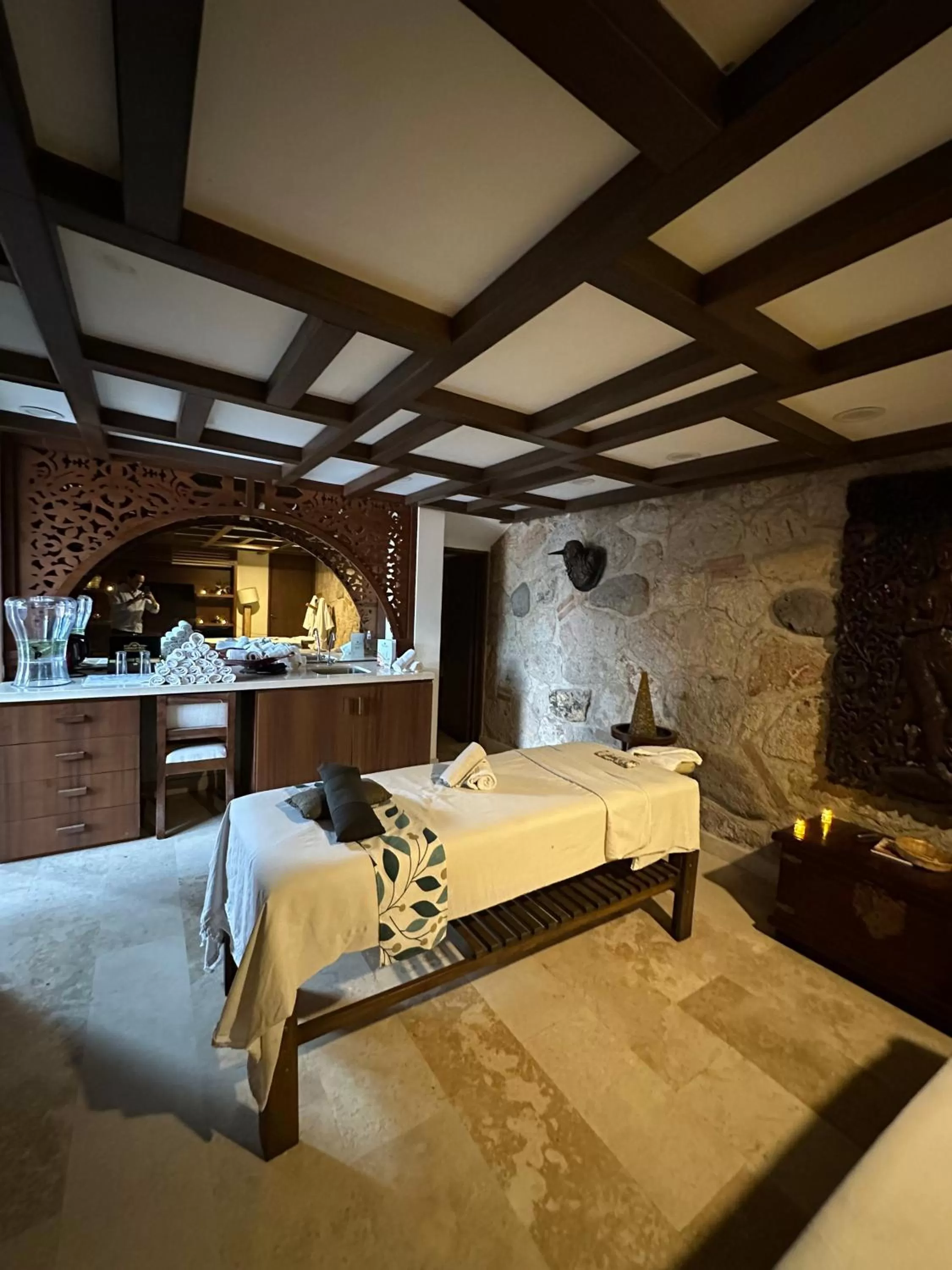 Bed in Hotel Lindo Ajijic Bed & Breakfast