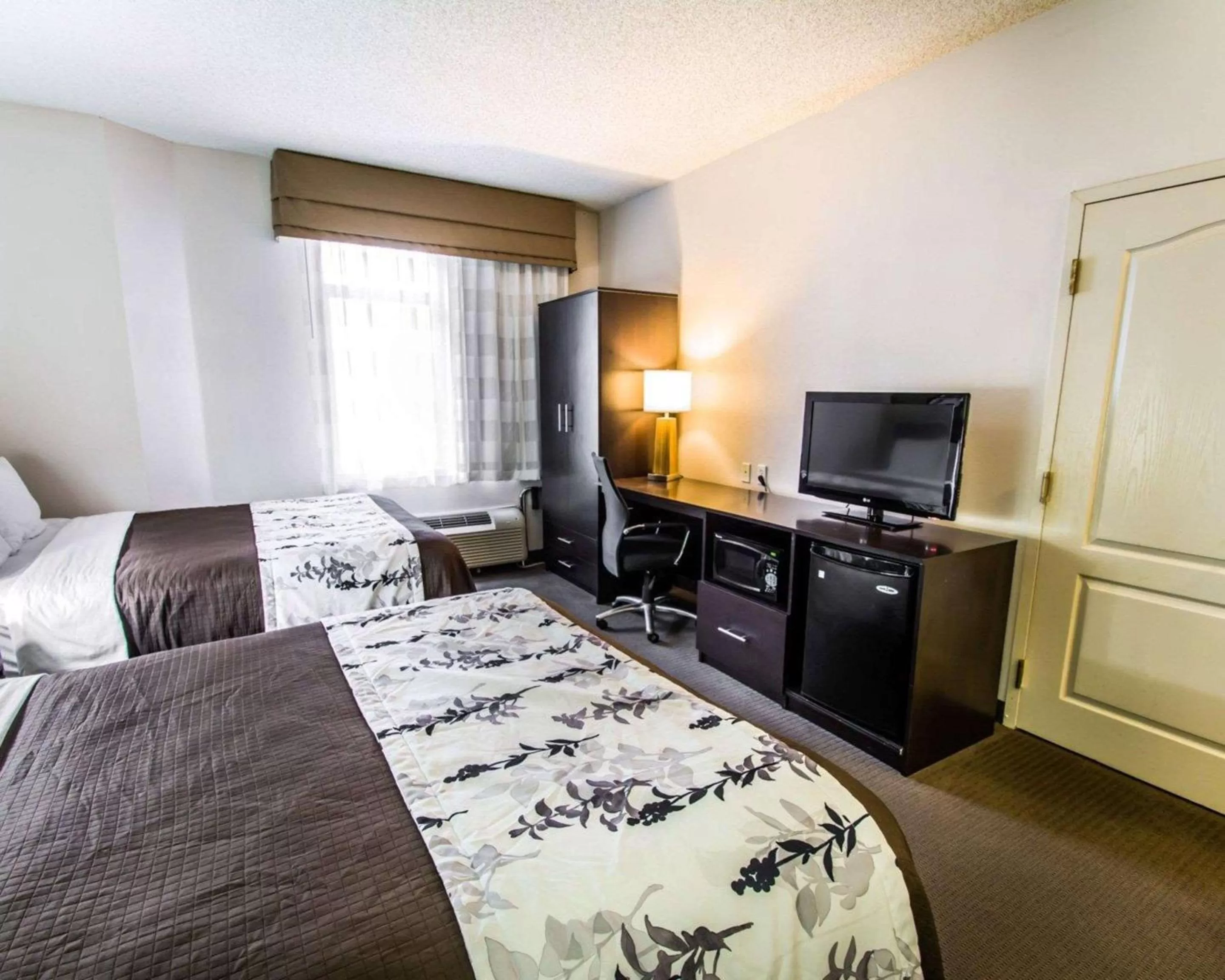 Bed in Sleep Inn Port St Lucie at PGA Village