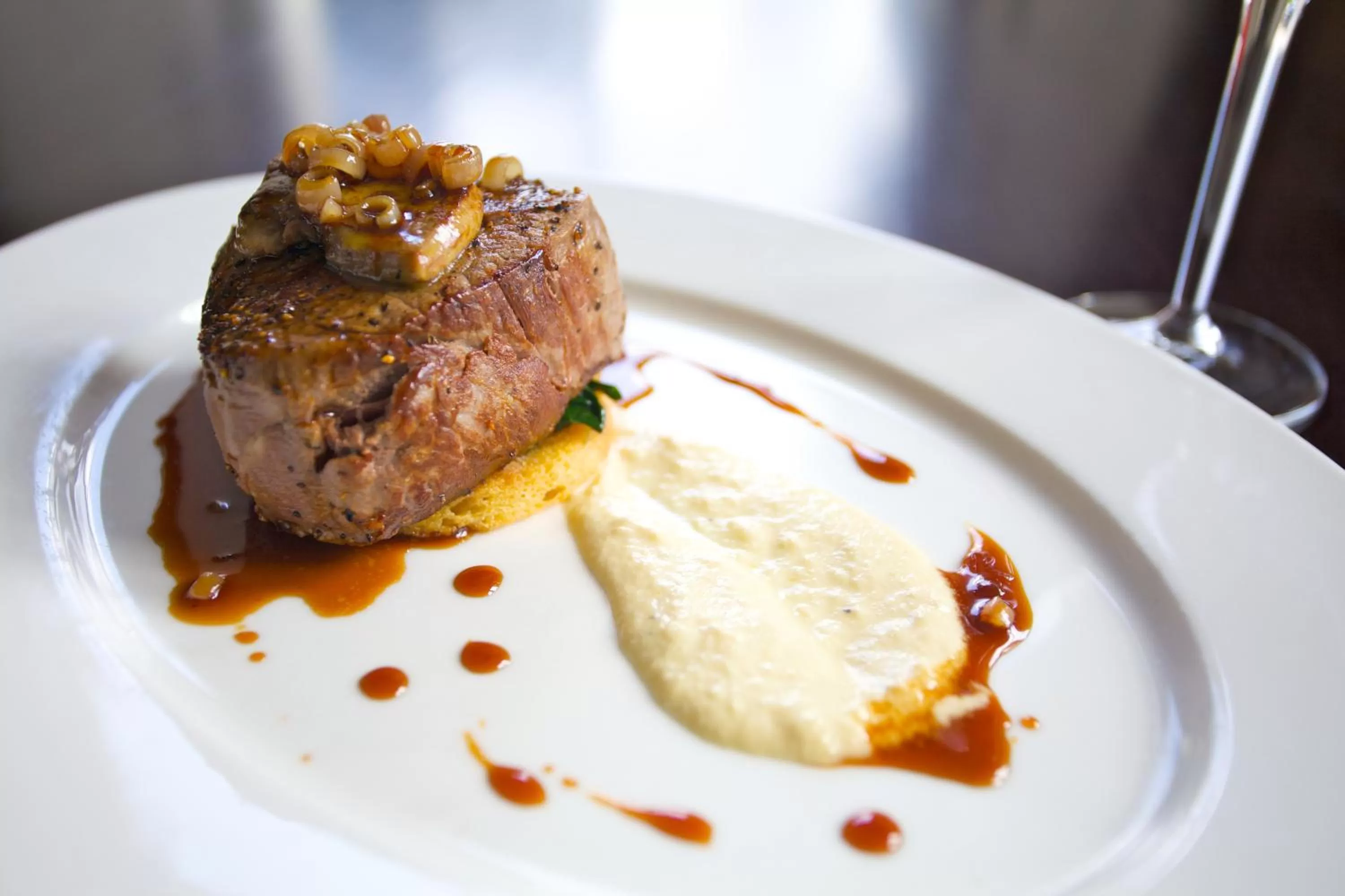 Food and drinks in The Cornwall Hotel Spa & Lodges