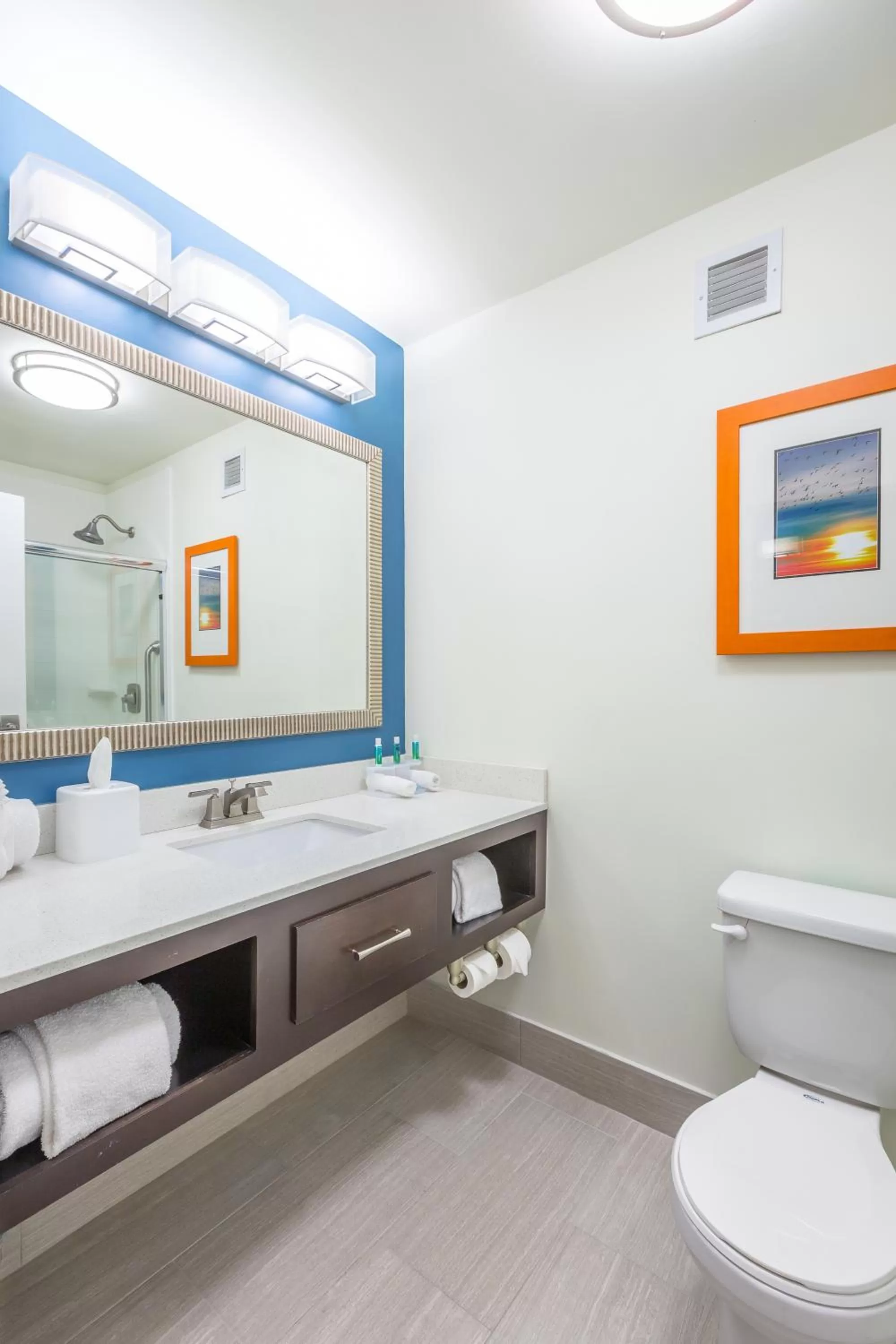 Bathroom in Holiday Inn Express Saint Simons Island by IHG