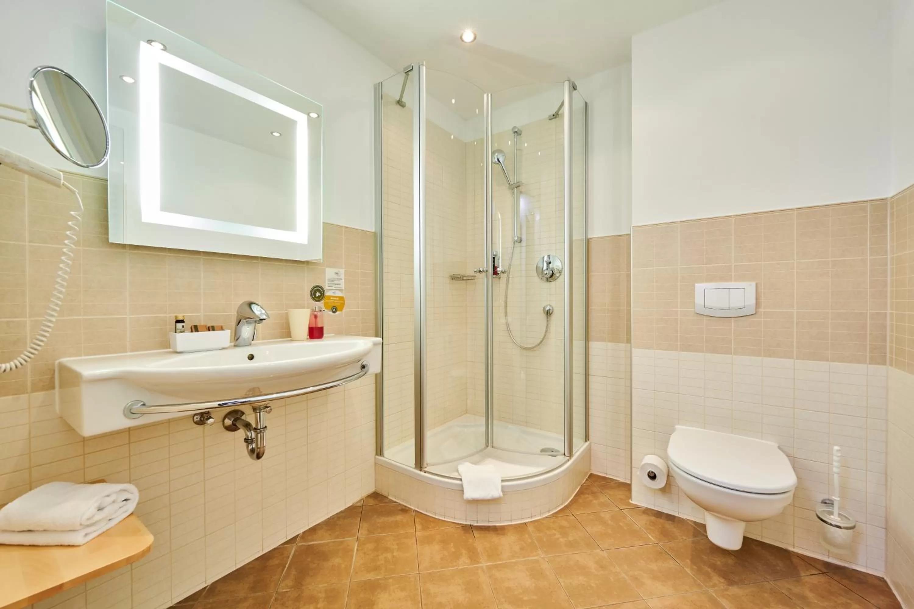 Bathroom in Genusshotel Wenisch