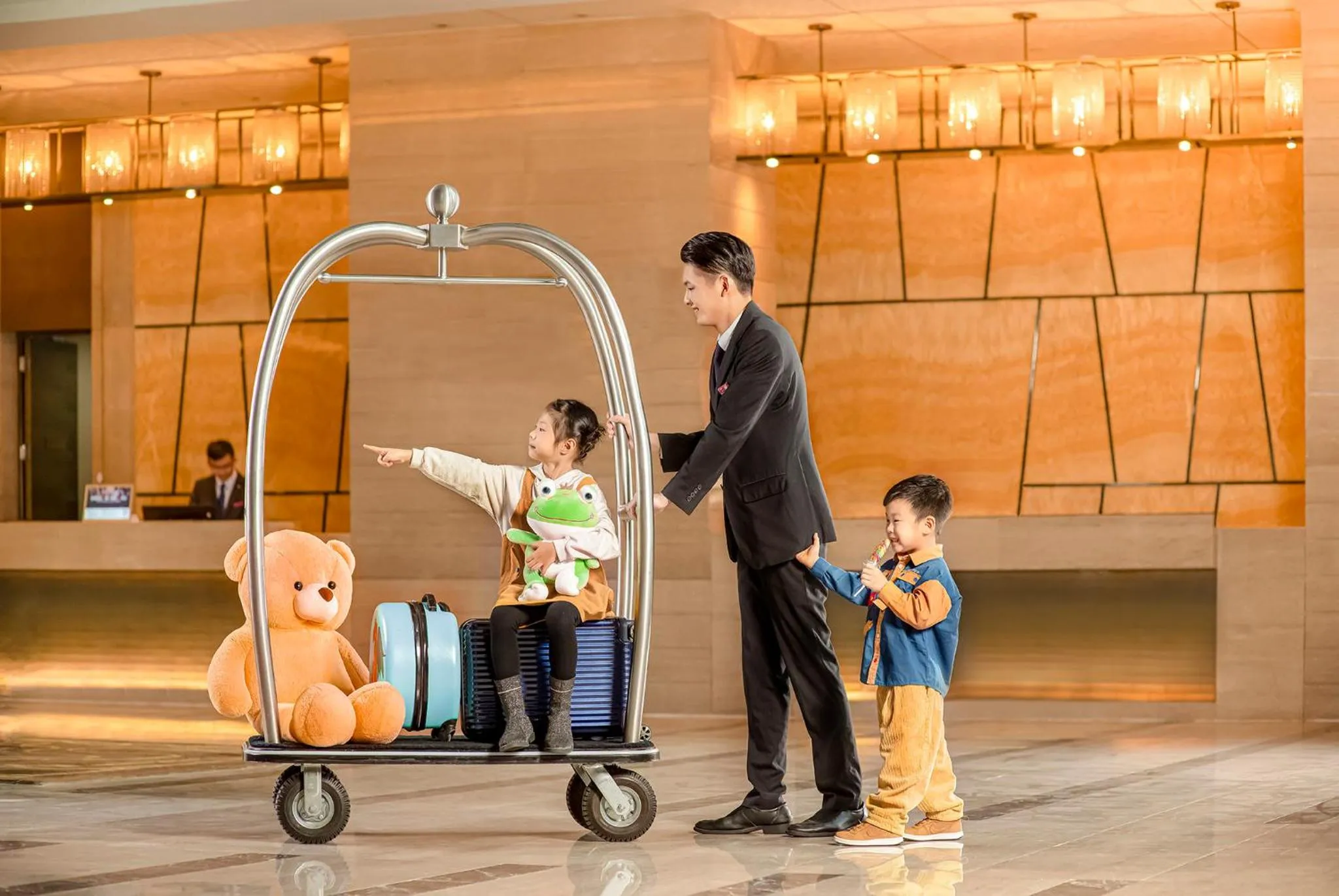 Property building in Crowne Plaza Shenzhen Longgang City Centre by IHG