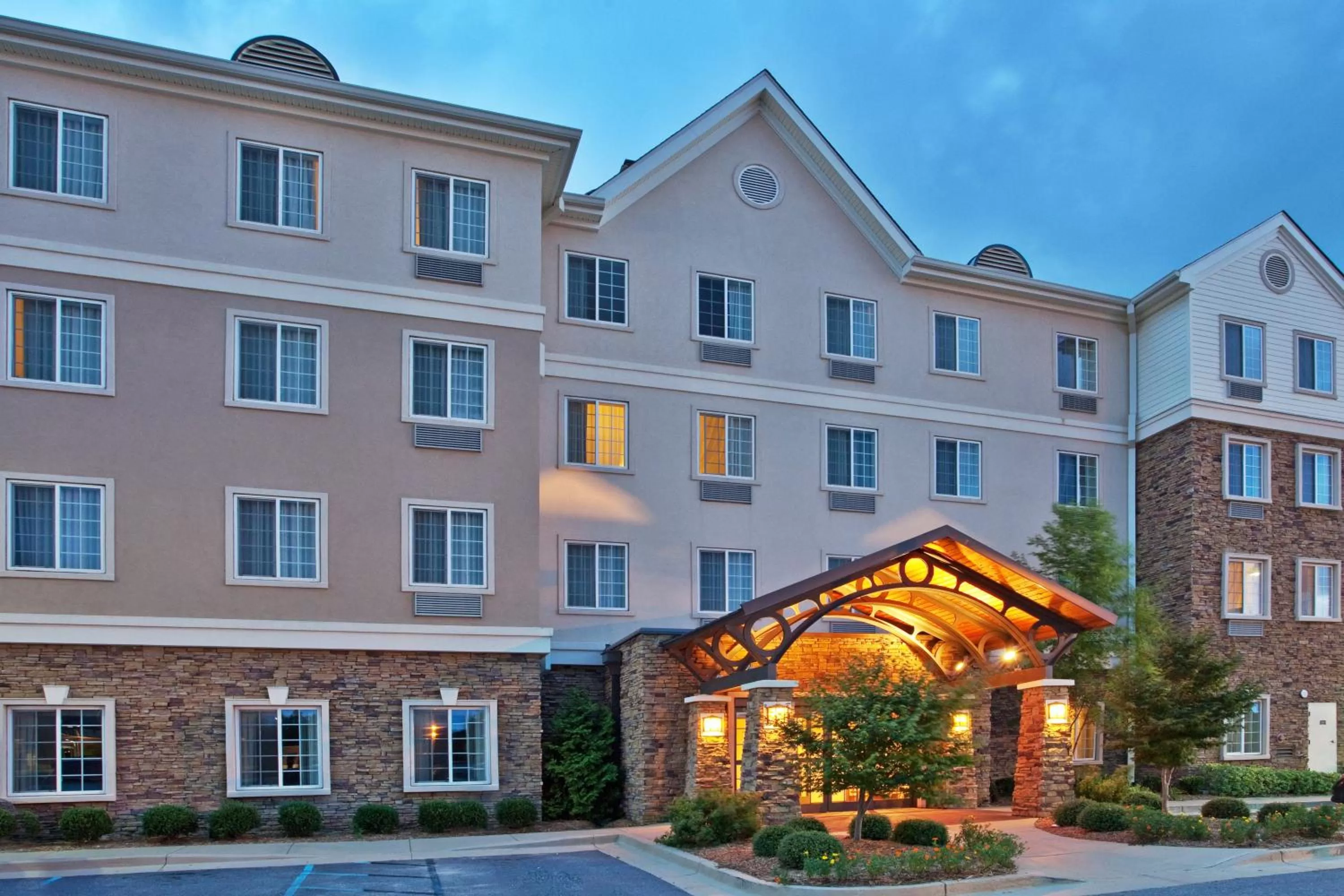Staybridge Suites Columbus - Fort Benning by IHG