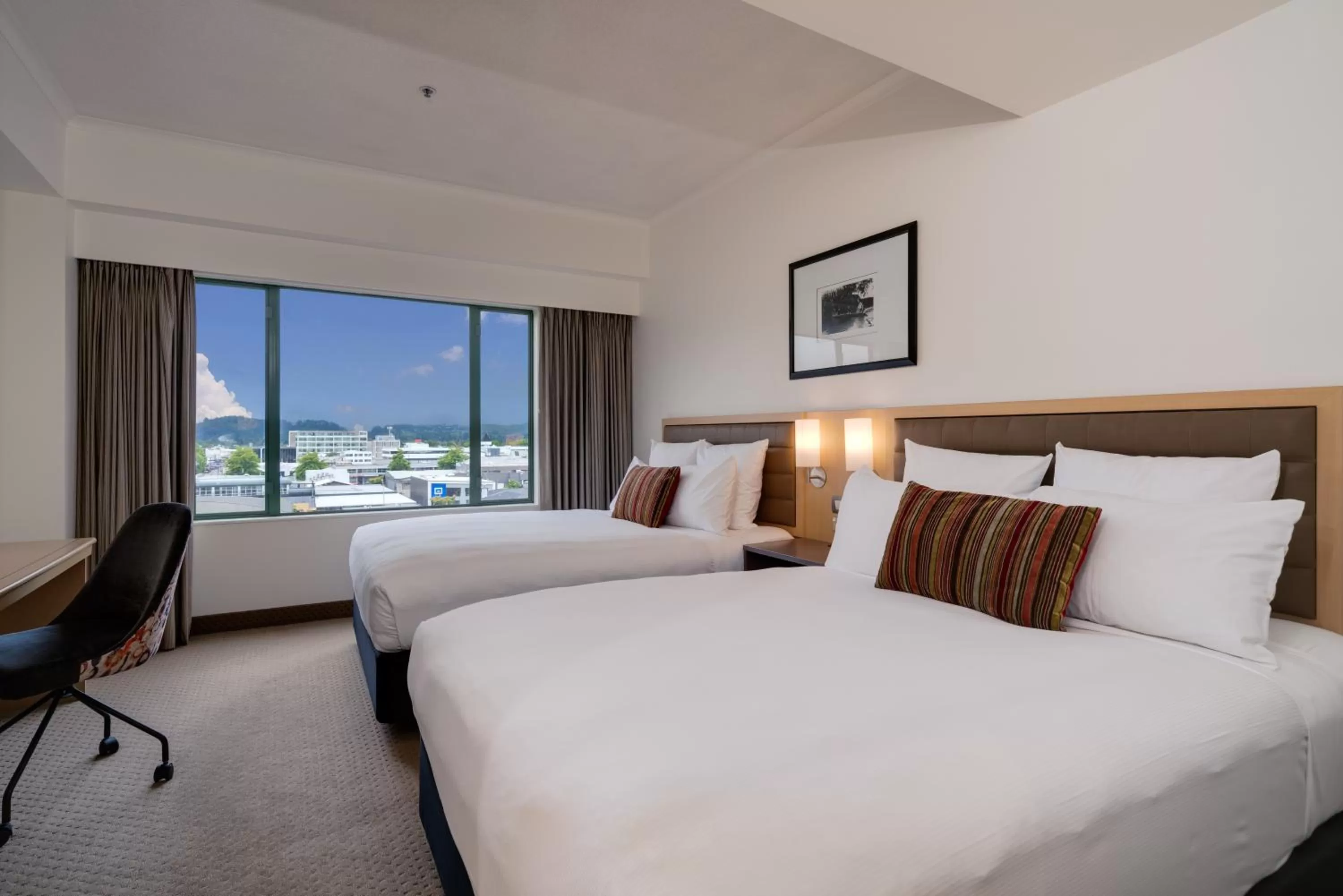 Superior Twin Room with Two Double Beds in Novotel Rotorua Lakeside
