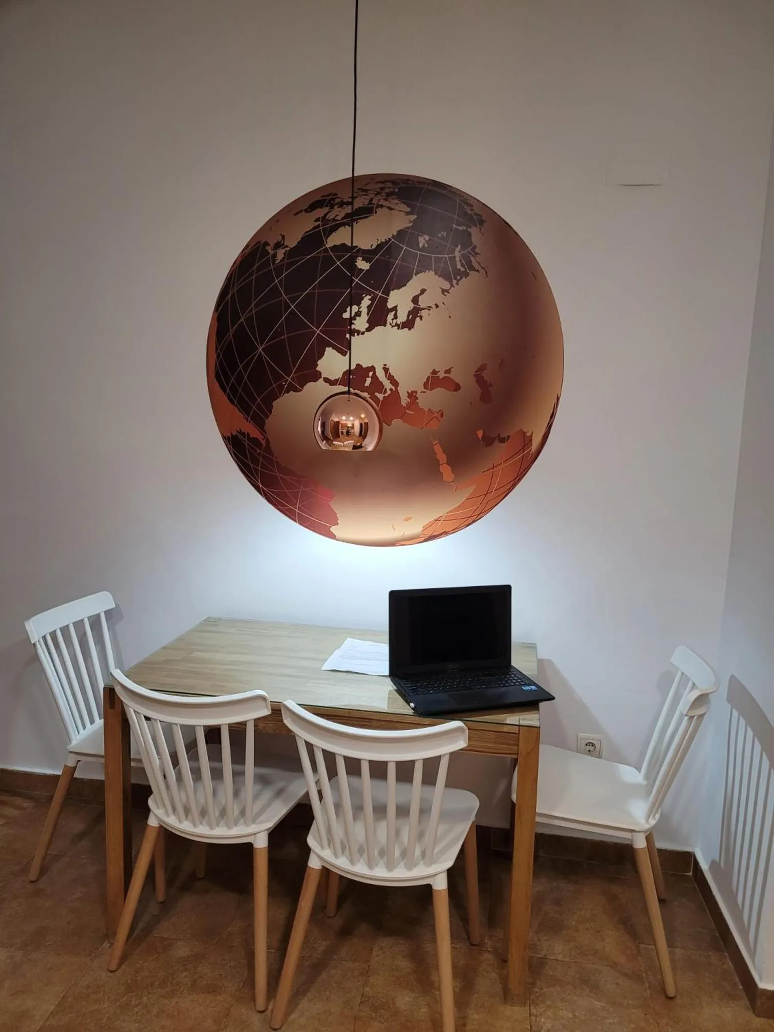 Photo of the whole room in Living Valencia Apartments - Merced