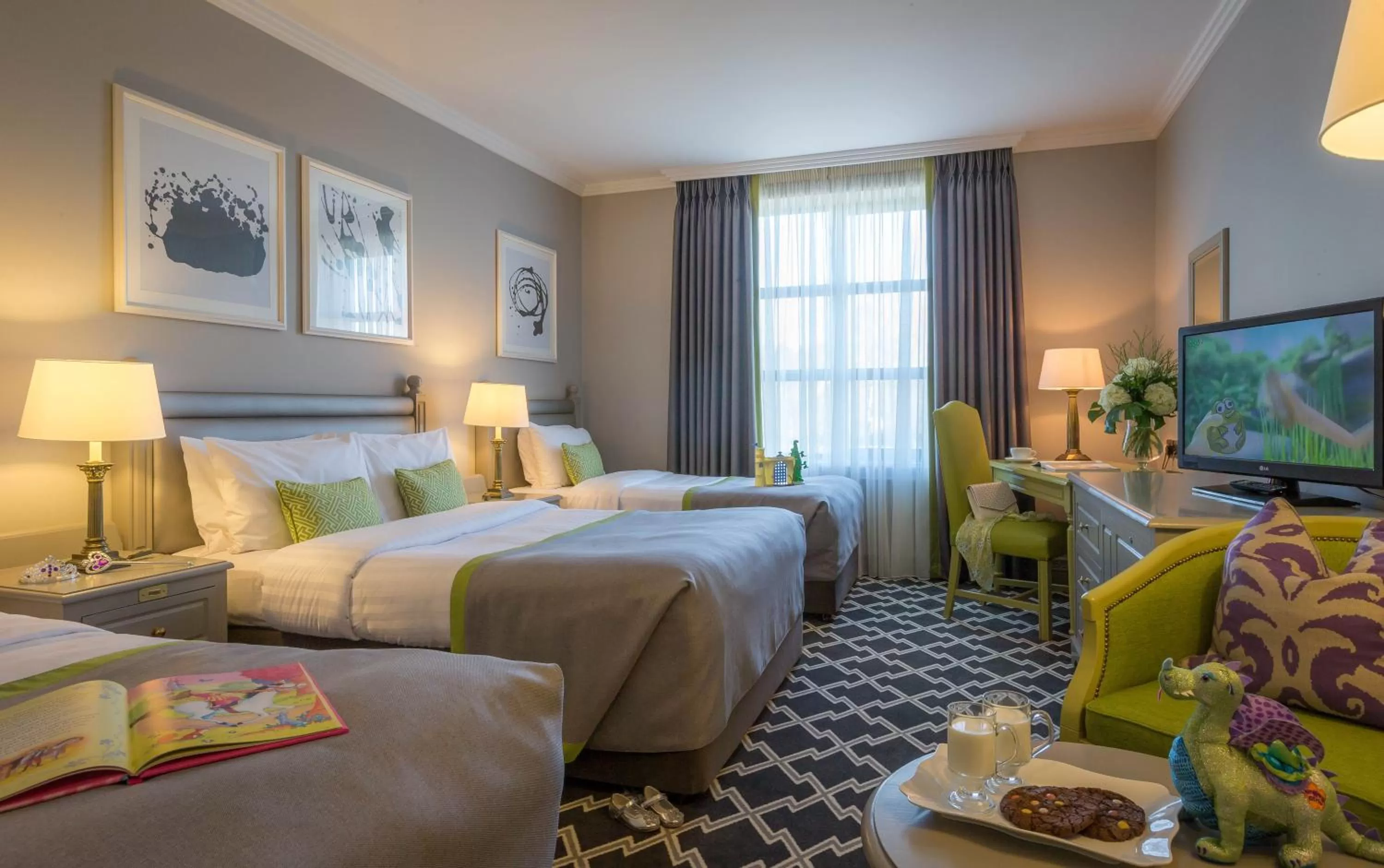 Photo of the whole room, Bed in Castletroy Park Hotel