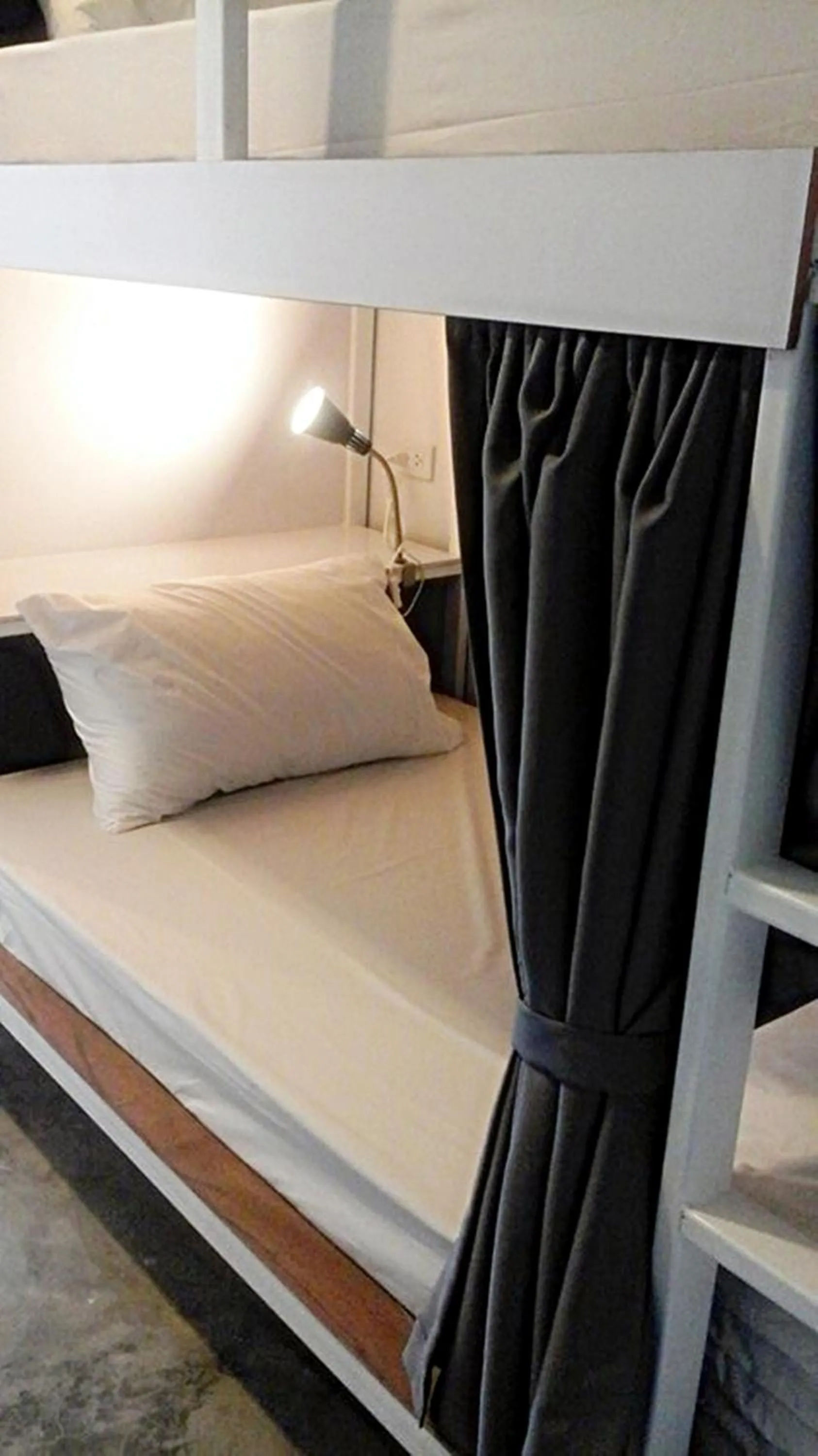 Decorative detail, Bed in Hub of Joys Hostel