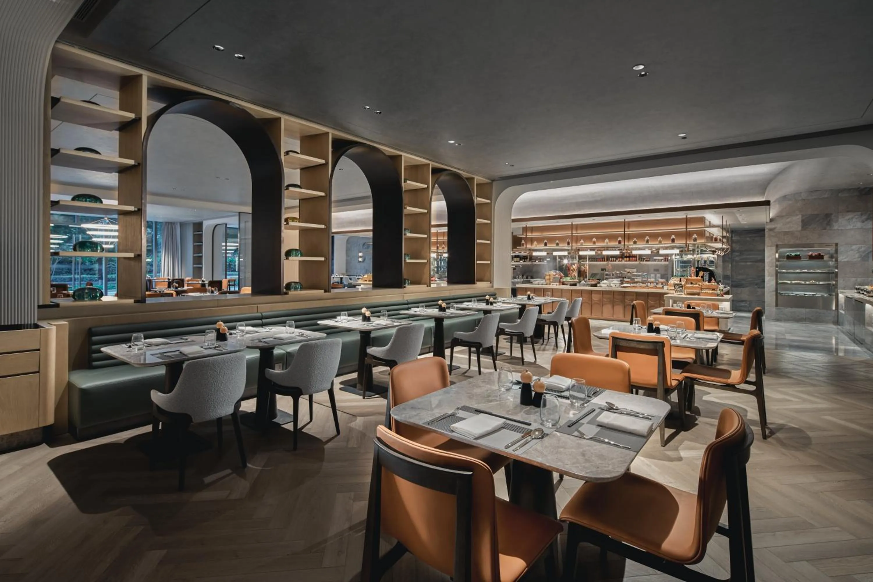 Restaurant/places to eat in Crowne Plaza Hangzhou Riverside by IHG