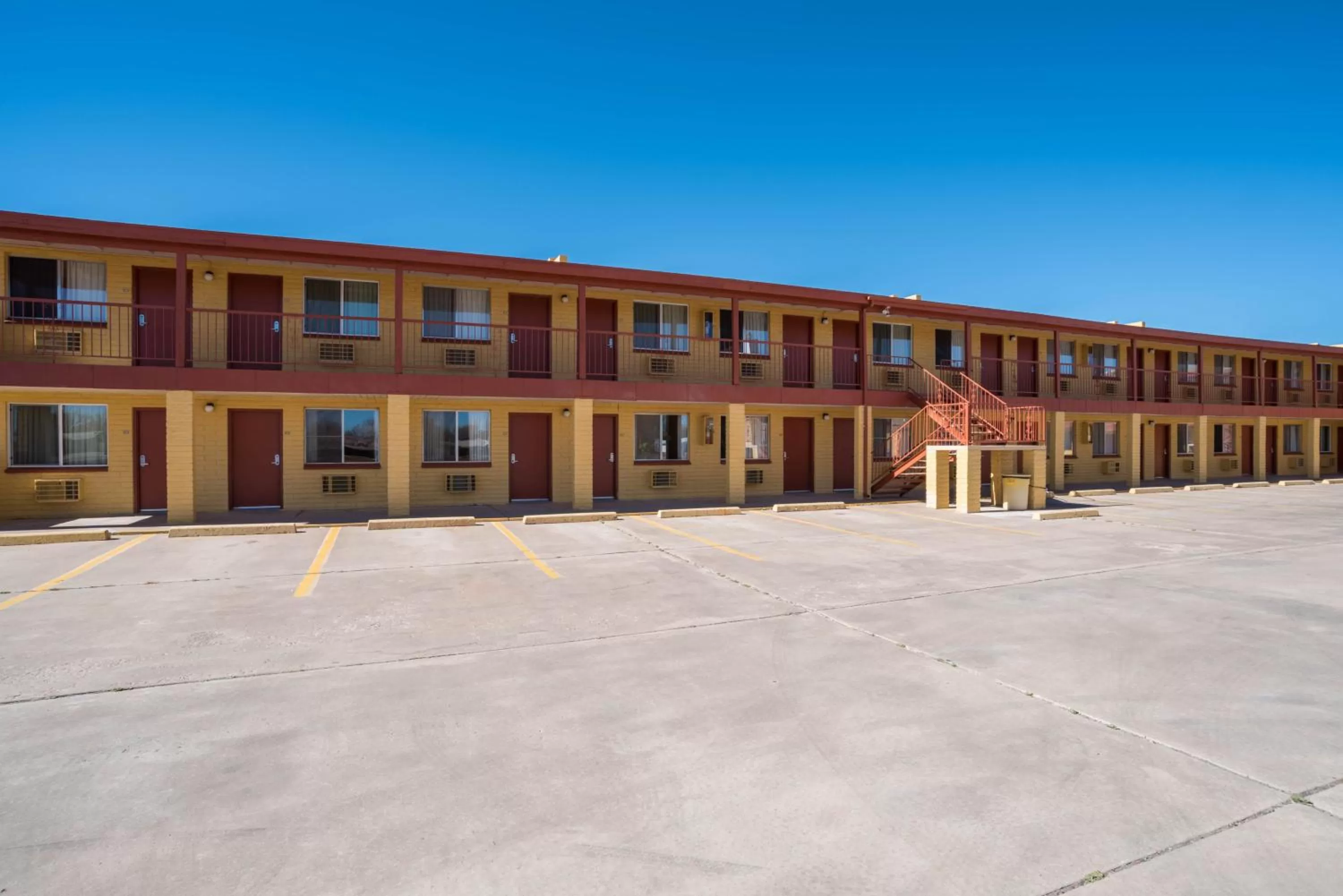 Property building in Econo Lodge I-40 Exit 286-Holbrook Holbrook