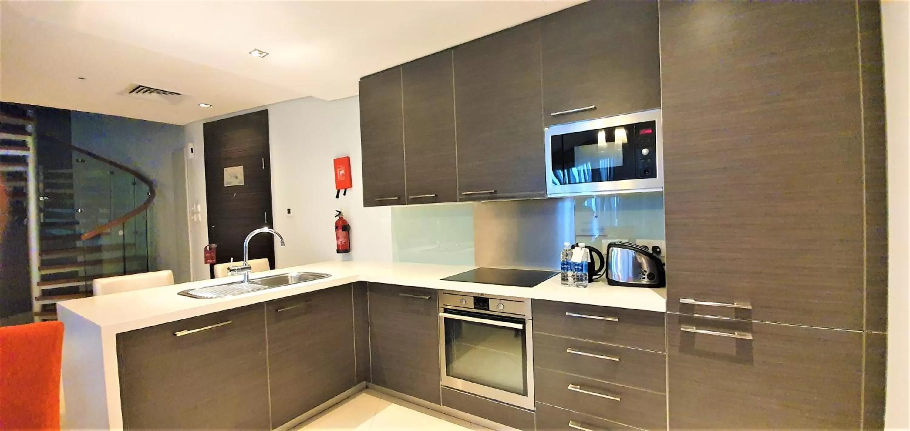 Kitchen or kitchenette in Majestic Arjaan by Rotana – Manama