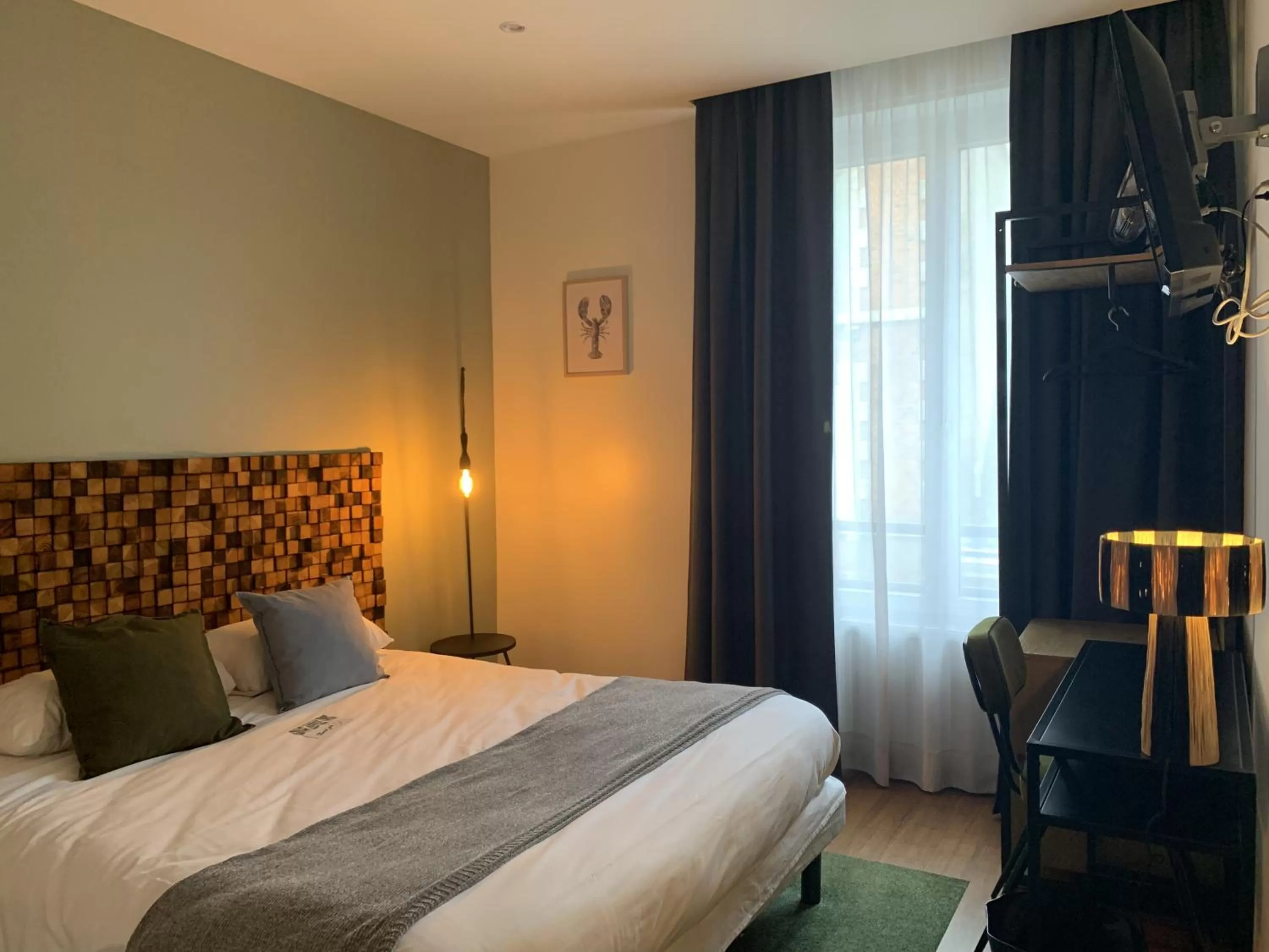 Bed in Urban Jungle Hôtel Orleans