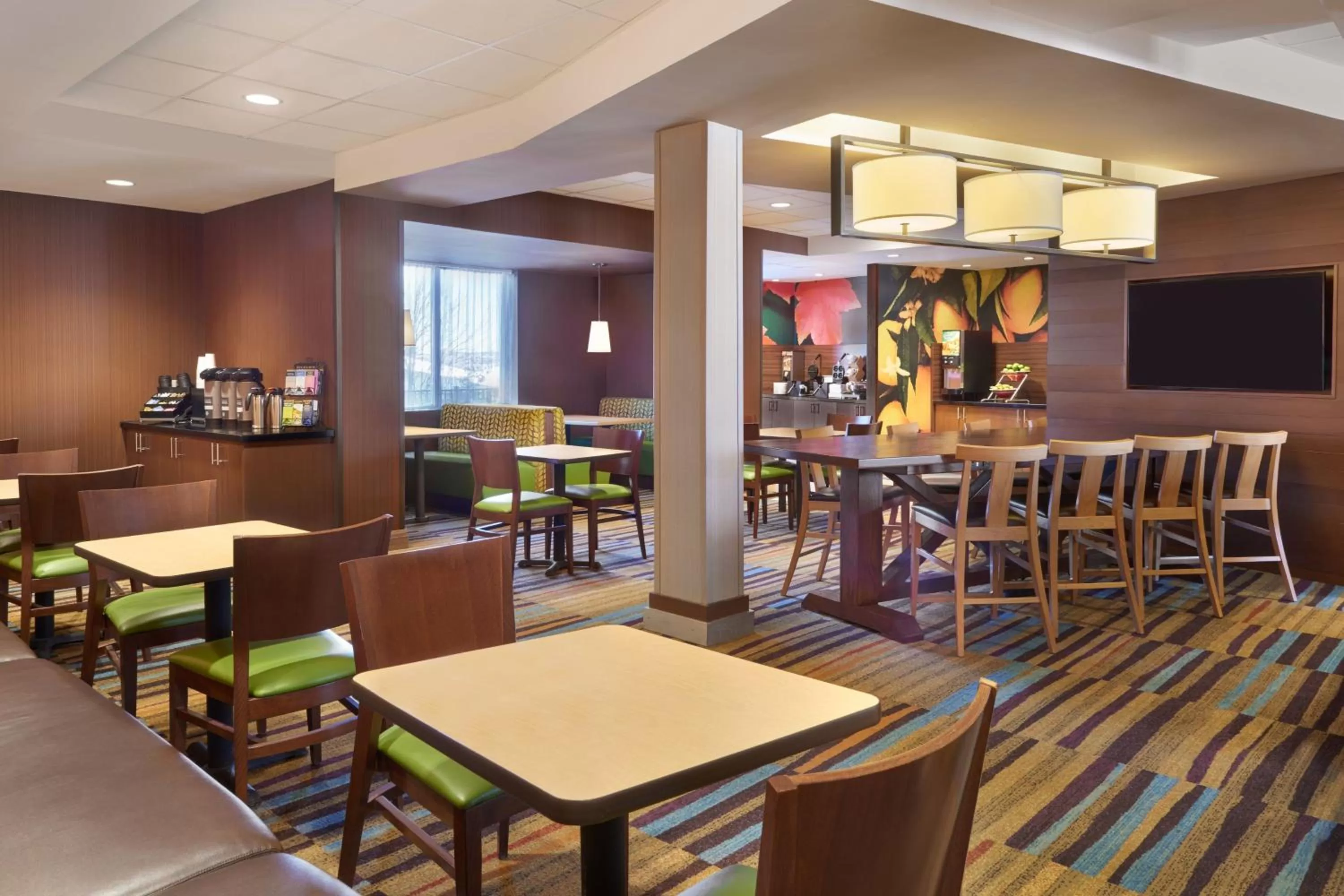 Breakfast in Fairfield Inn & Suites by Marriott Barrie