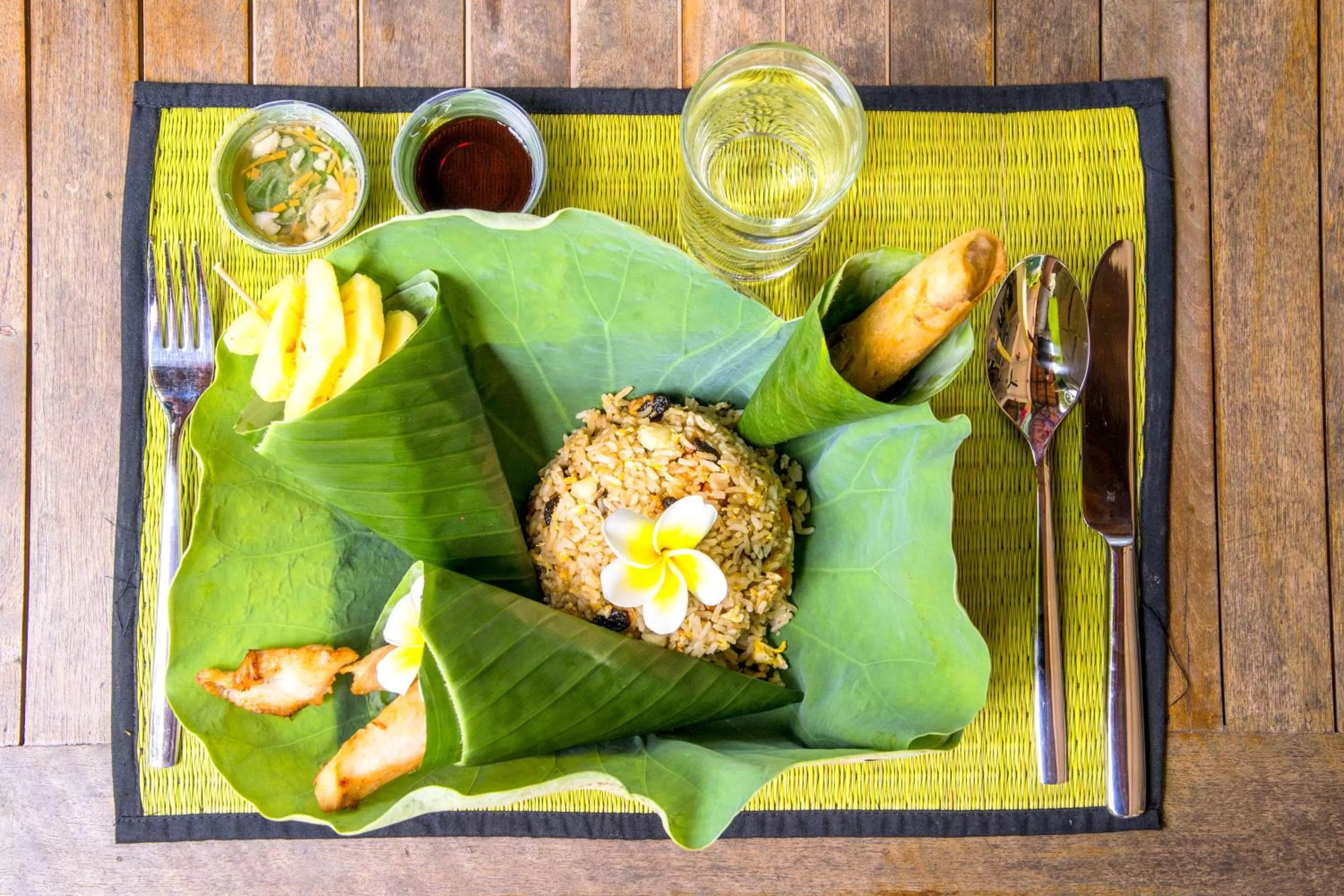 Continental breakfast in Maisons Wat Kor