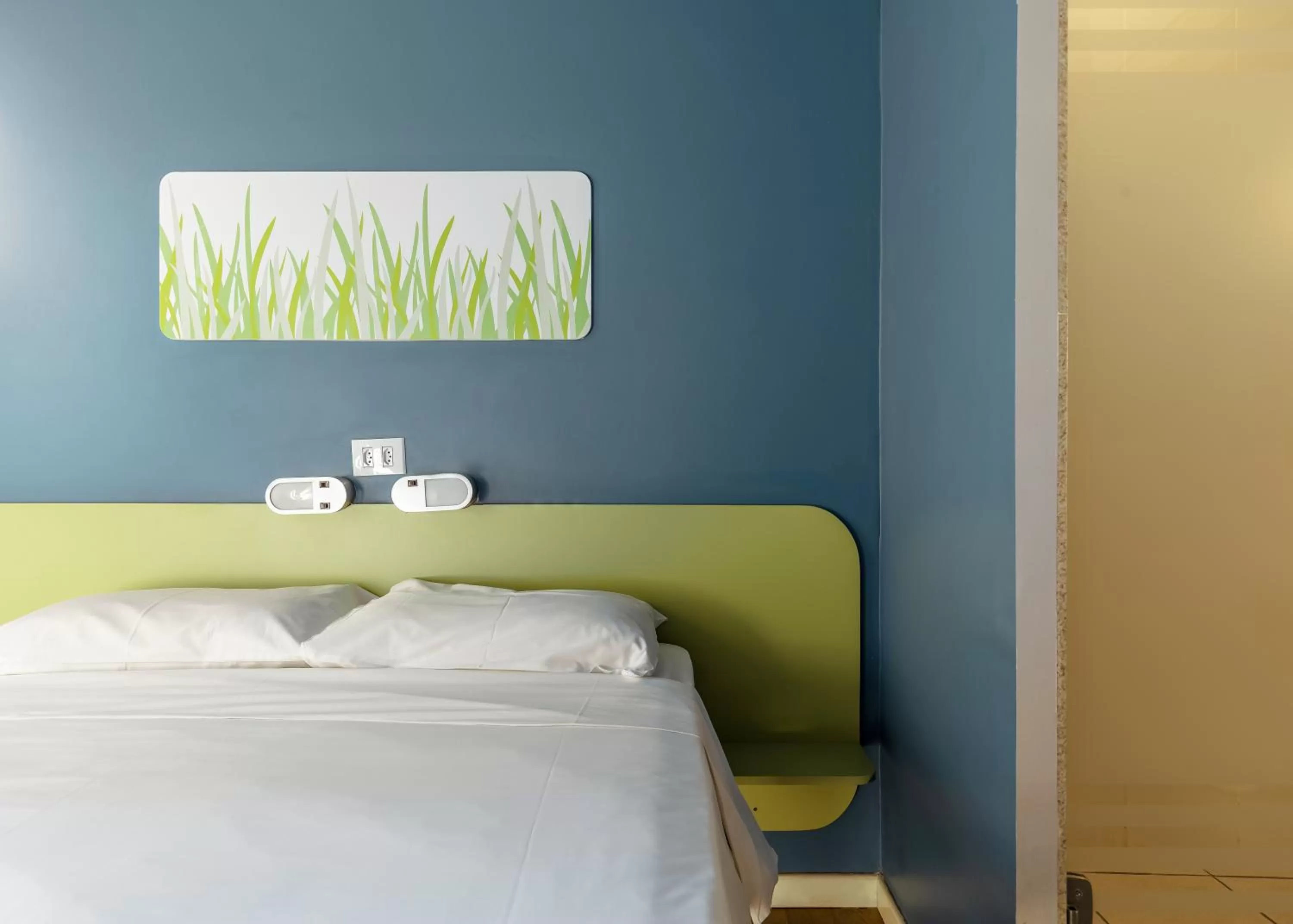 Bedroom, Bed in ibis budget BH Afonso Pena Savassi