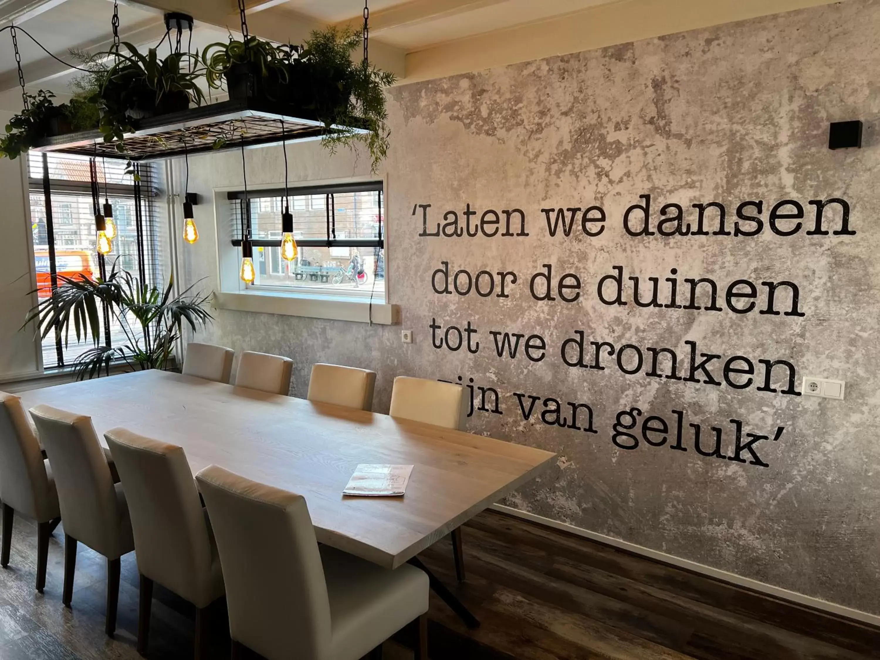 Family Room in Hotel Nap Family Room in Hotel Nap