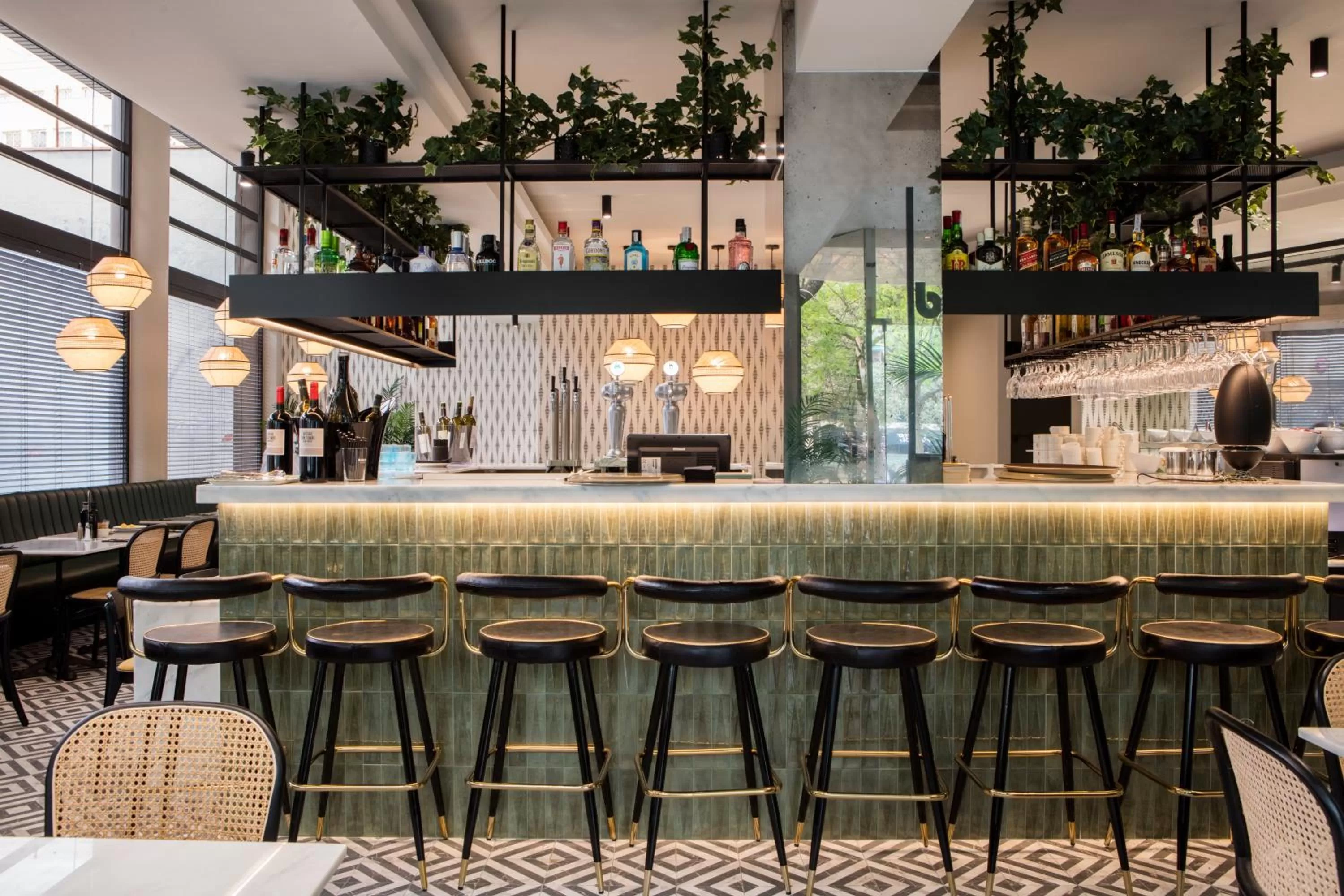 Restaurant/places to eat in Acta CITY47