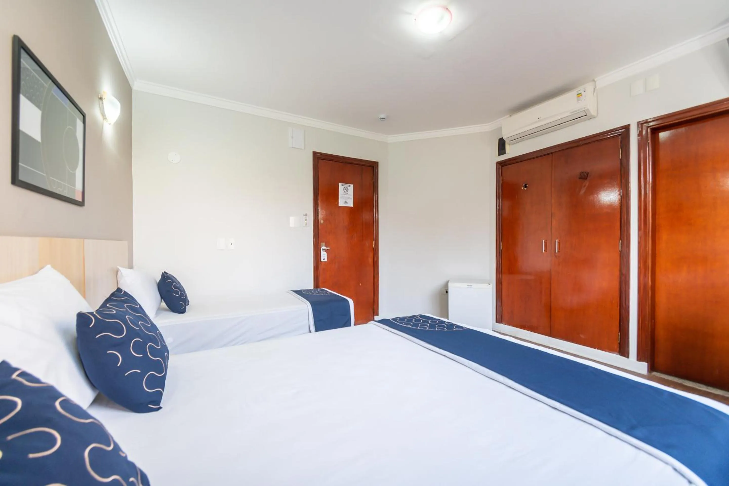 Bedroom, Bed in Rede Andrade Piratininga