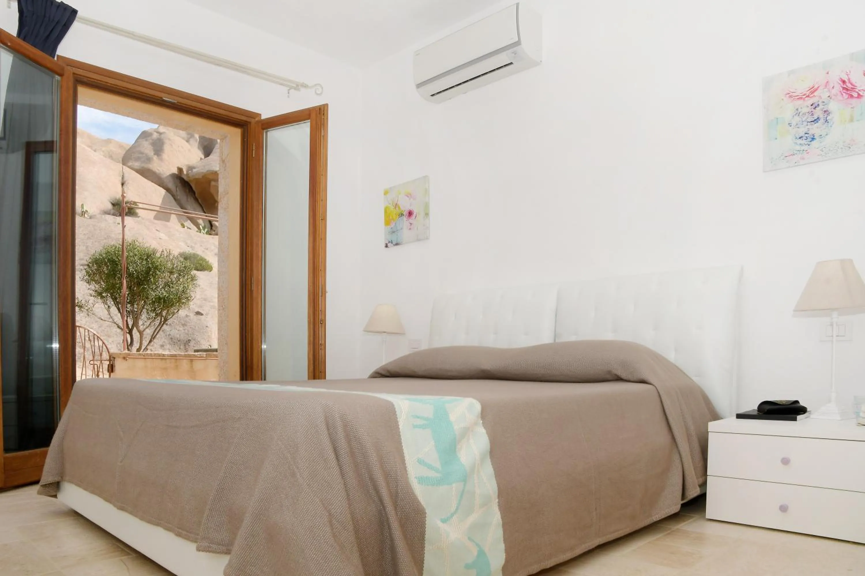 Bed in Dolce Vita Boutique Hotel