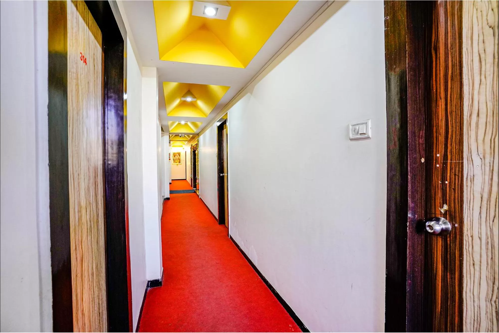 Lobby or reception in FabHotel Sai Chatra