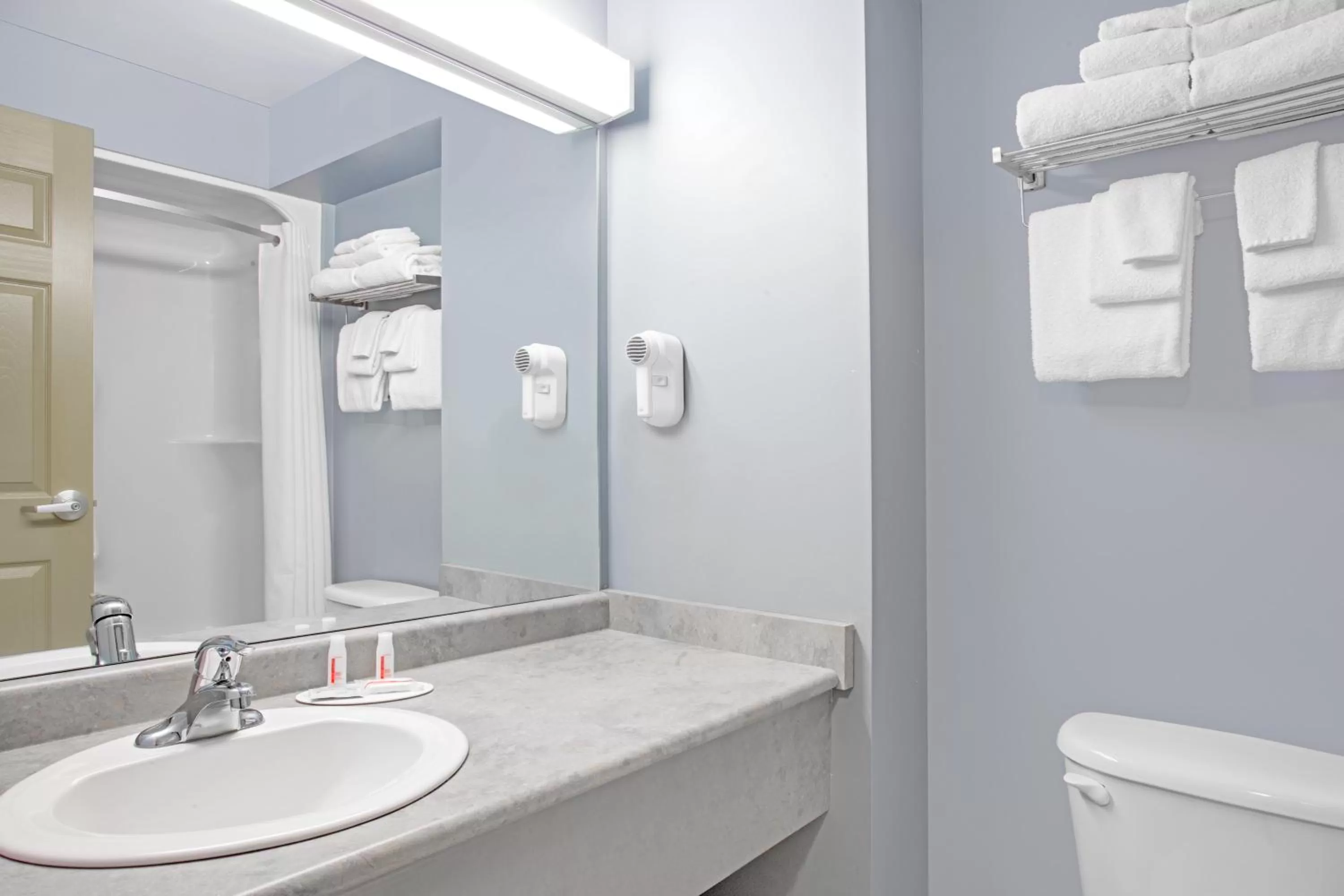 Photo of the whole room in Super 8 by Wyndham Sault Ste Marie On