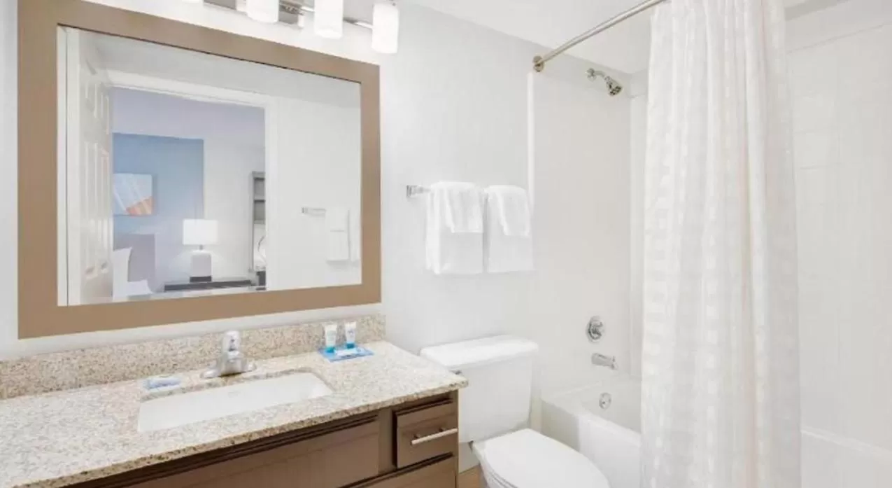 Bathroom in Trellis Canyon Creek/Richardson