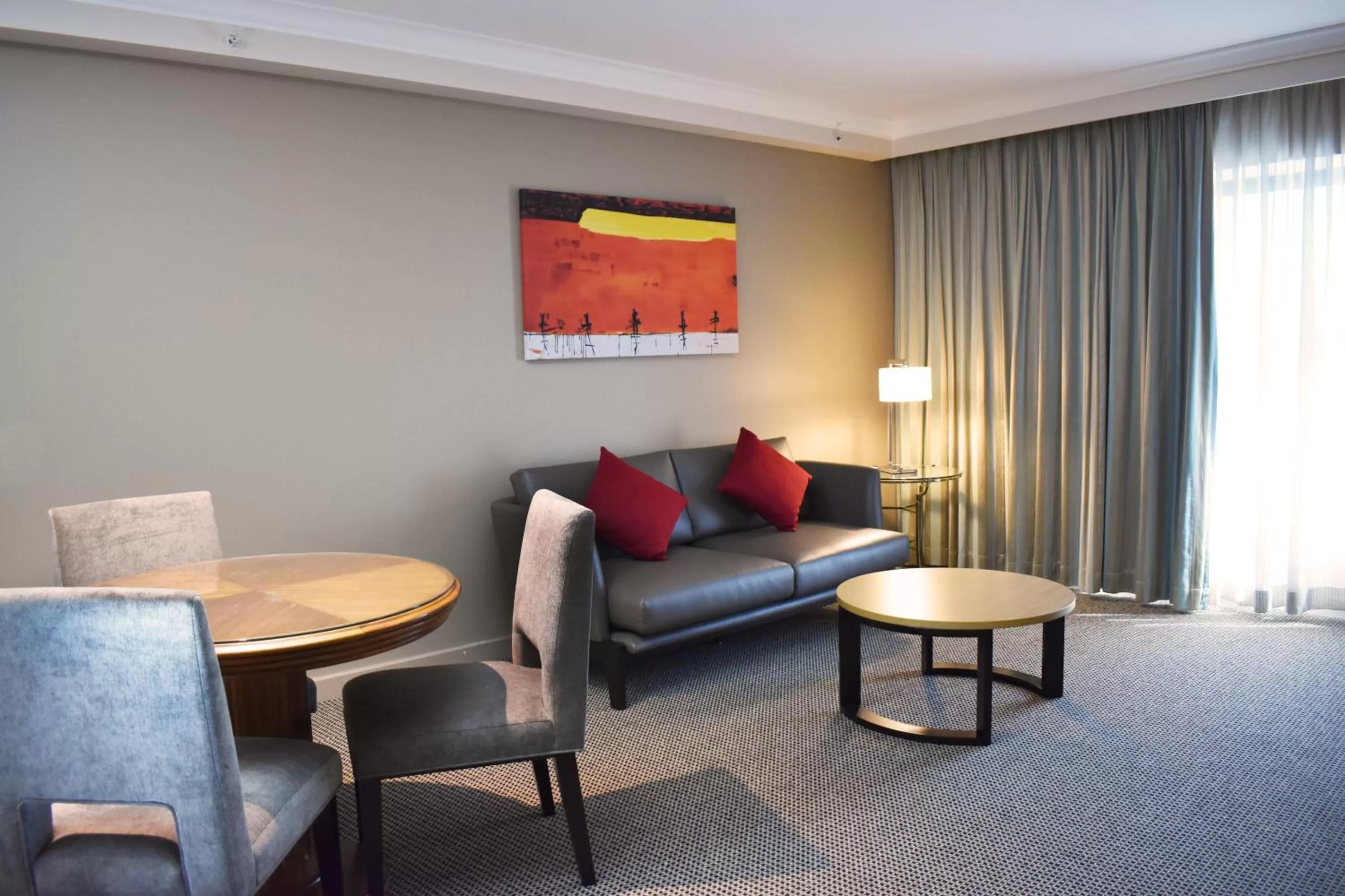 Living room in Stamford Plaza Sydney Airport Hotel & Conference Centre