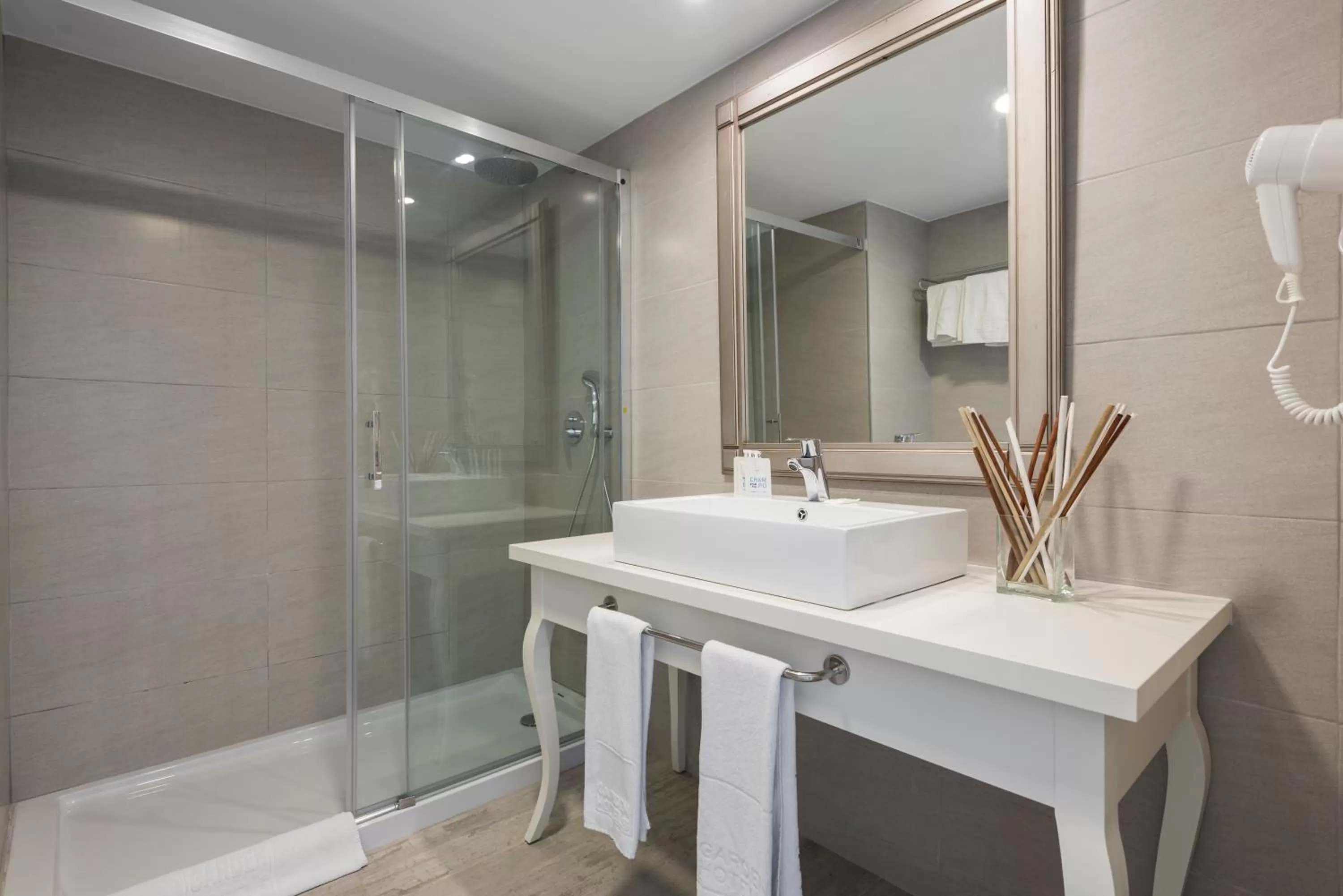 Bathroom in Alcudia Garden Aparthotel