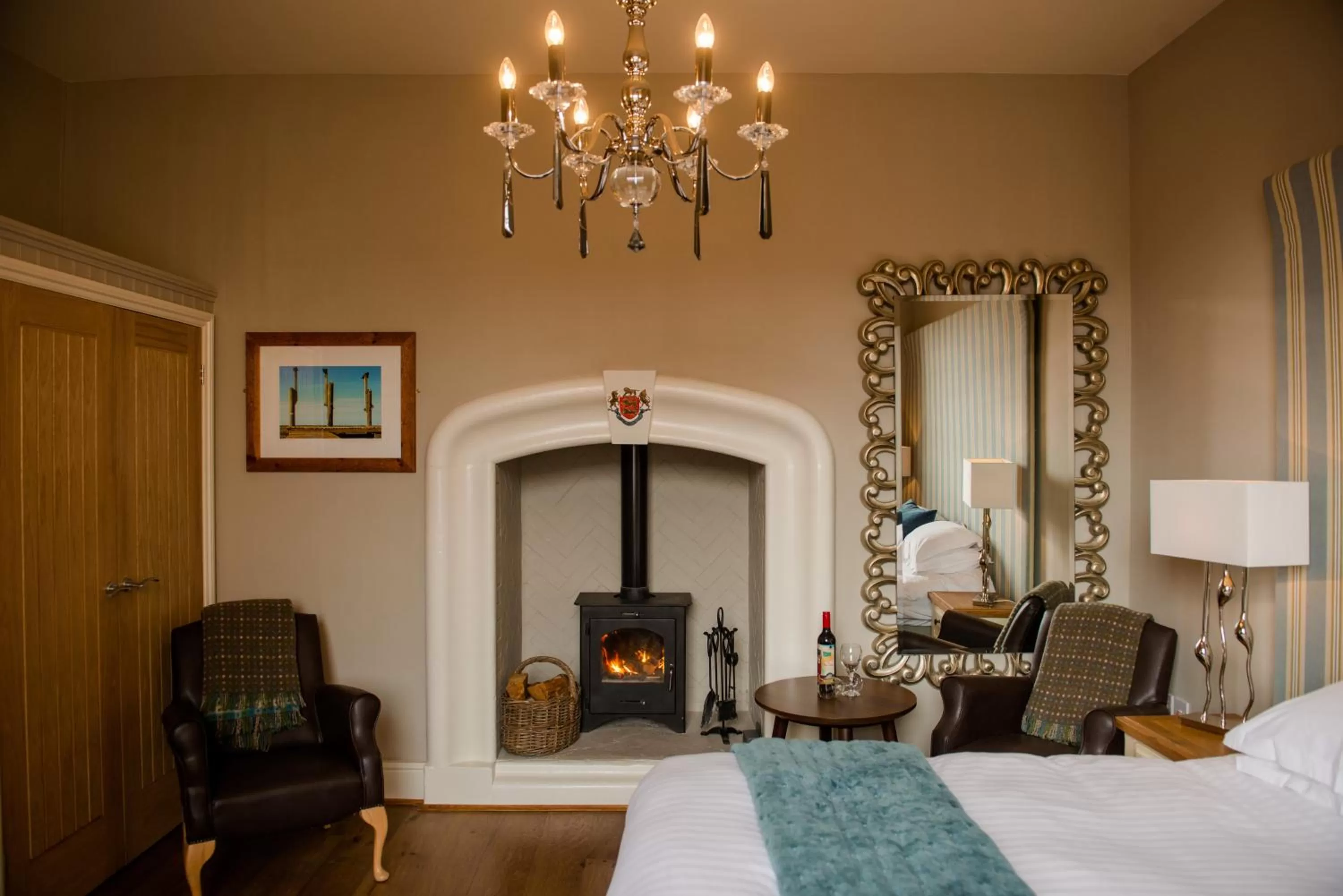 Bedroom, Seating Area in The Lodge