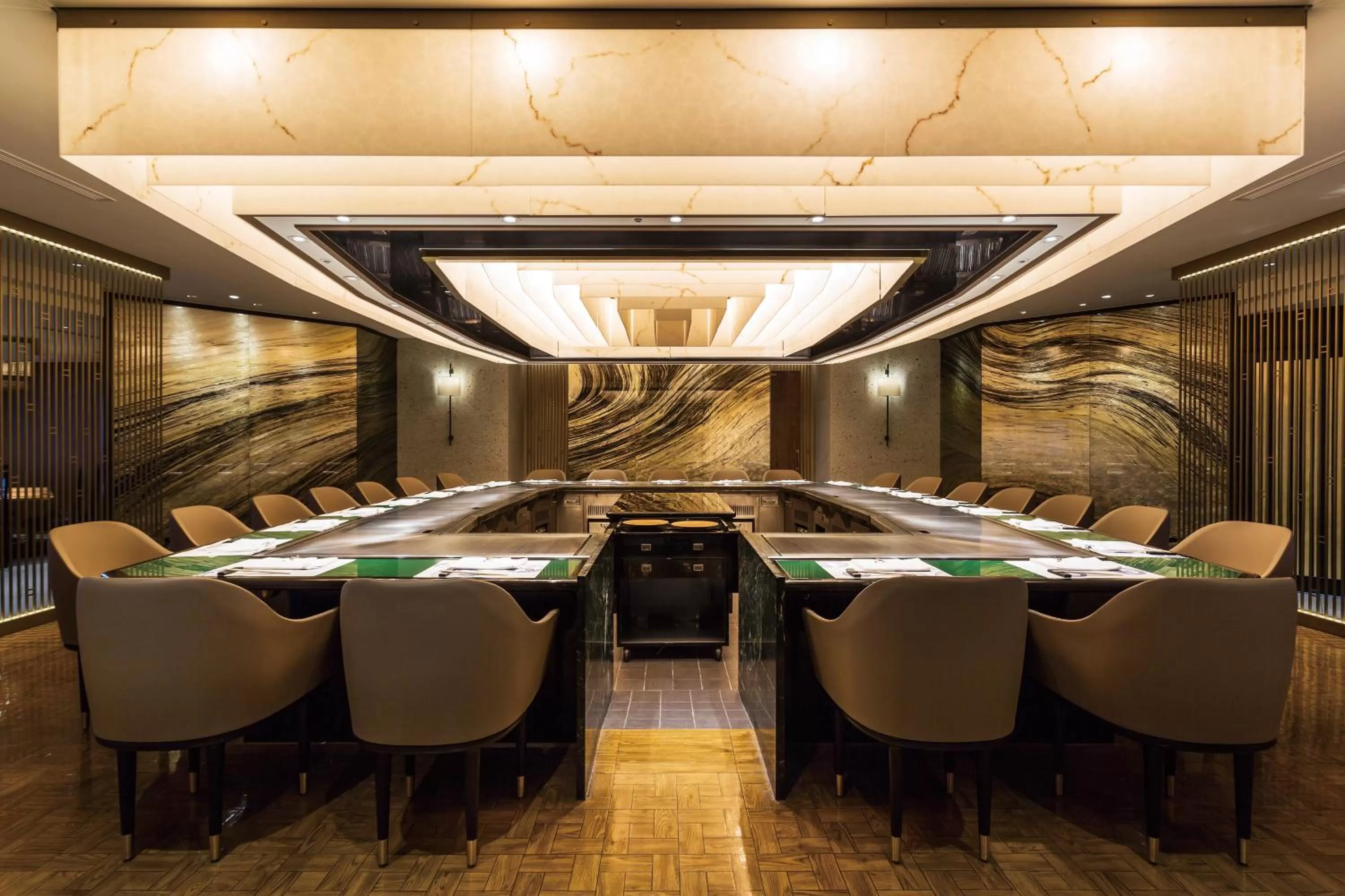 Restaurant/places to eat in Imperial Hotel Tokyo