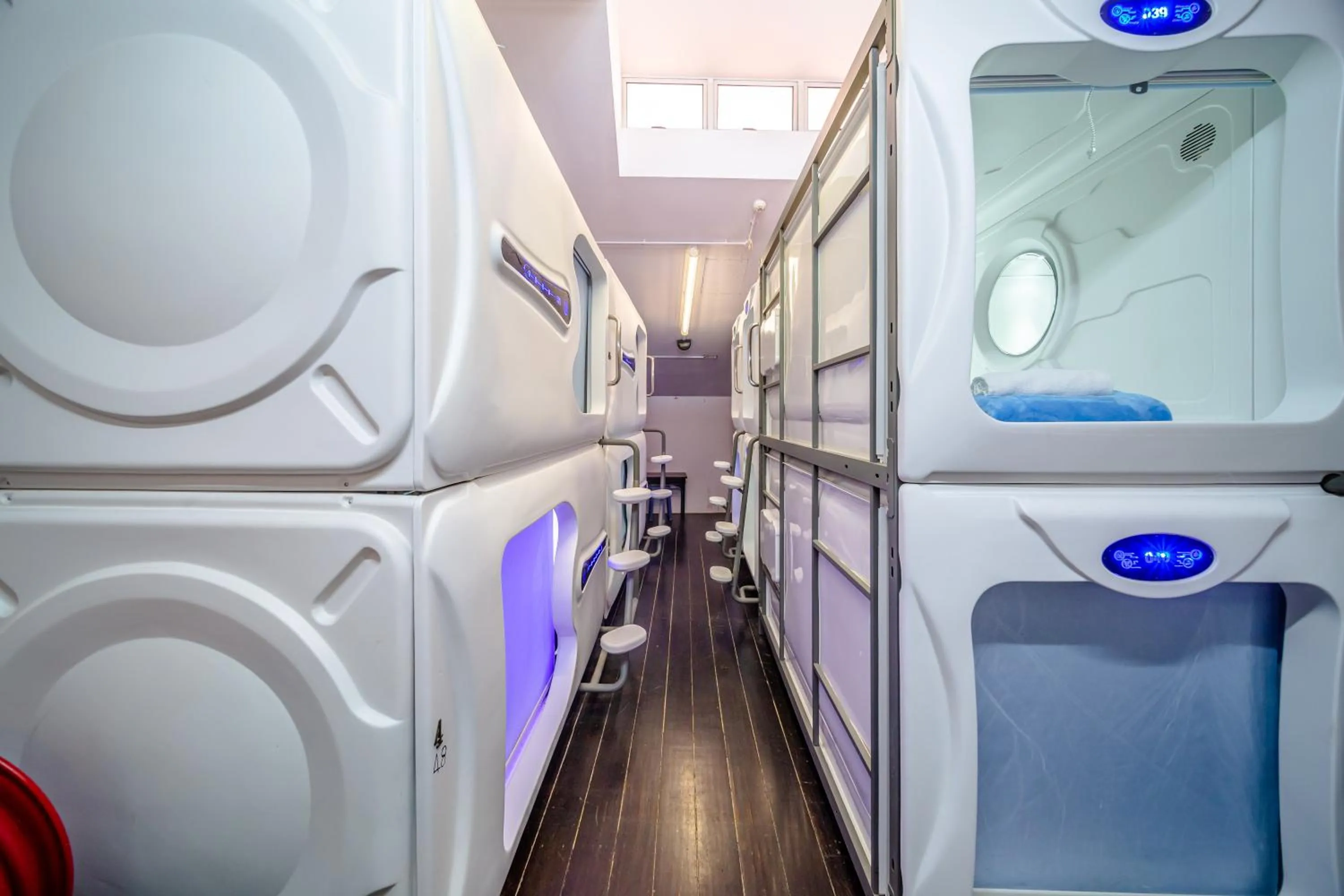 Guests in K Space Inn 569