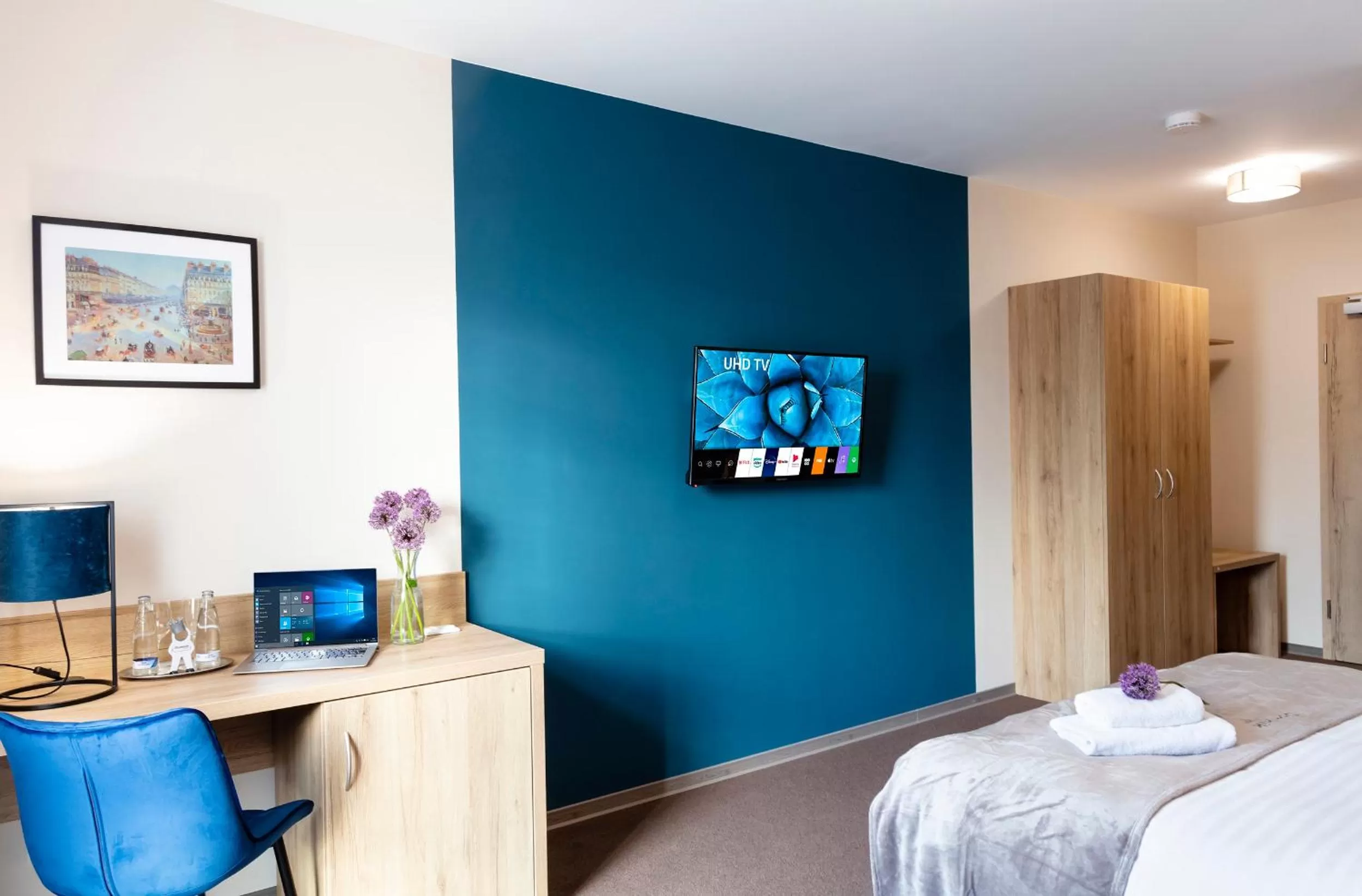 TV and multimedia, Bed in Dominik Hotel & Eventsaal