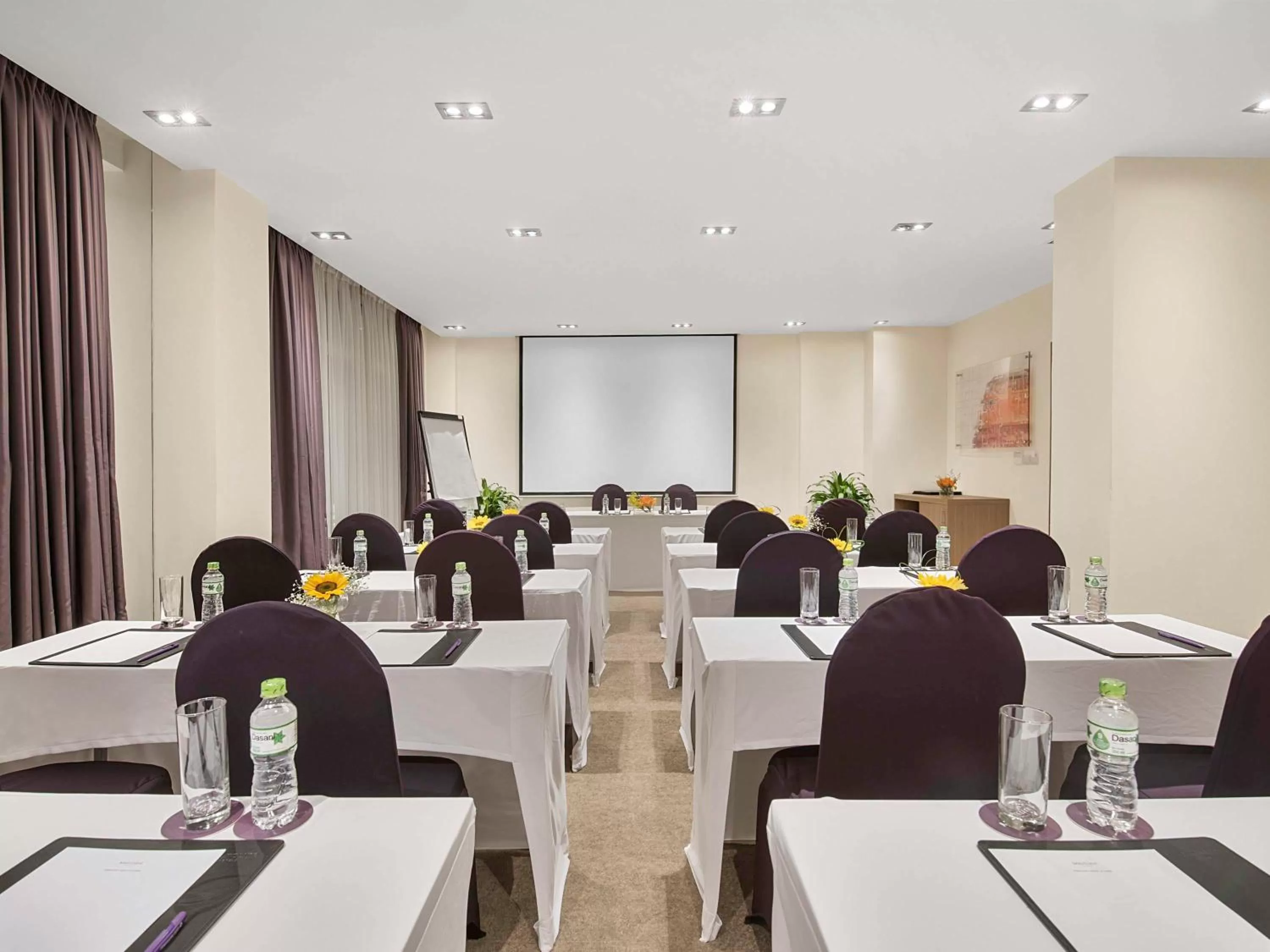 Business facilities in Mercure Hanoi La Gare Hotel