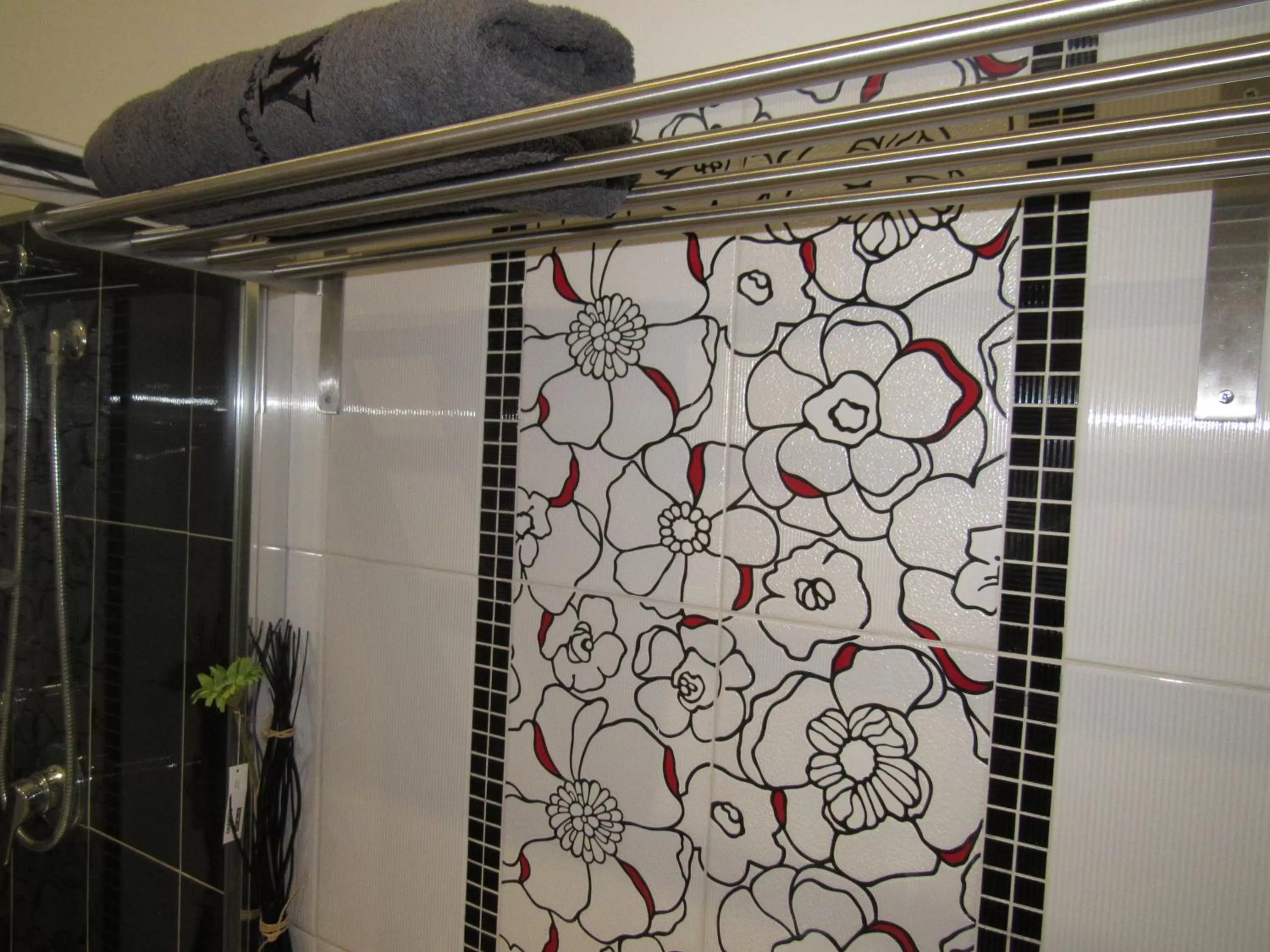 Decorative detail, Bathroom in La Voce del Violino