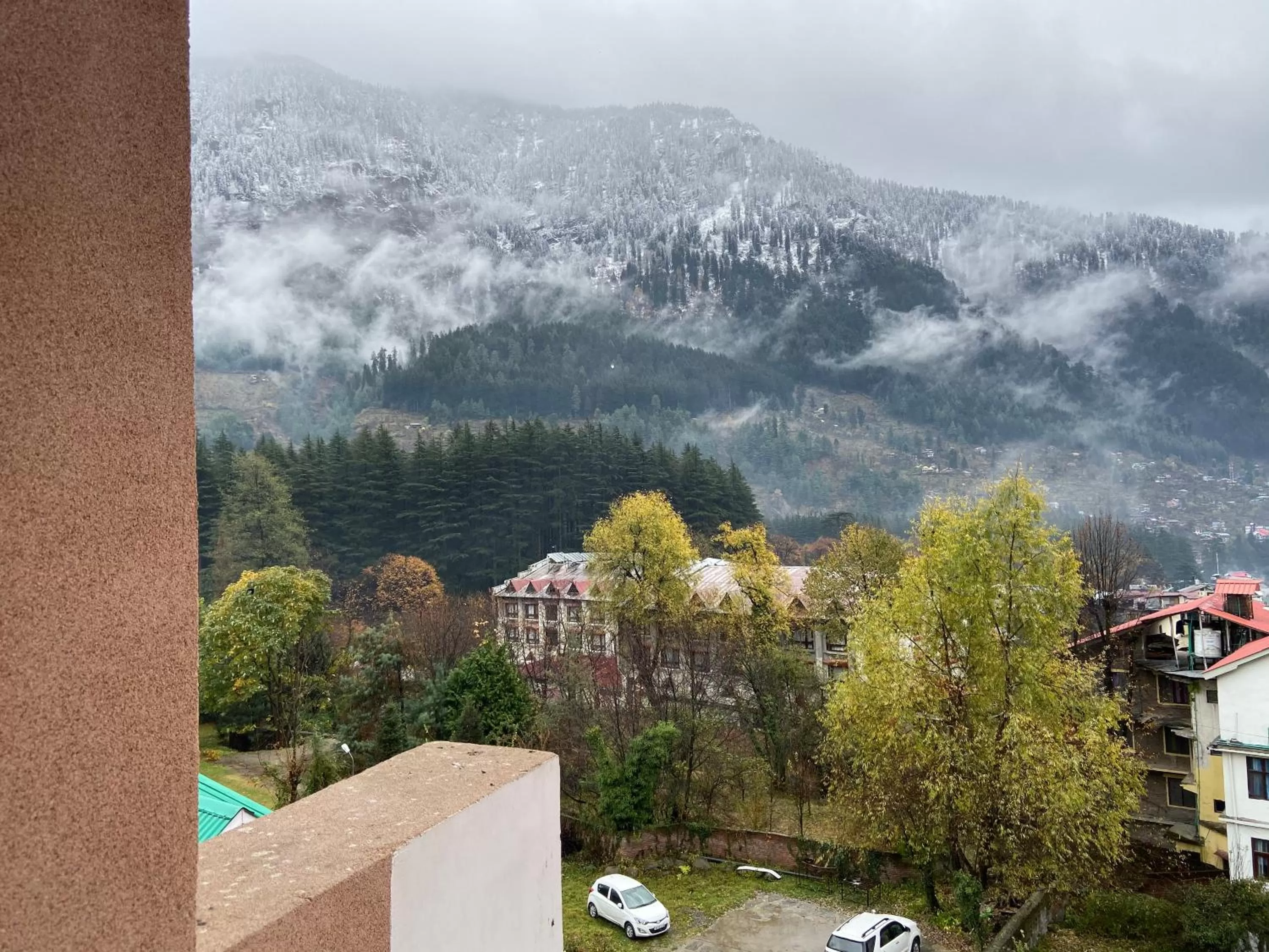 Natural landscape, Mountain View in Hotel Ambika Resort Manali