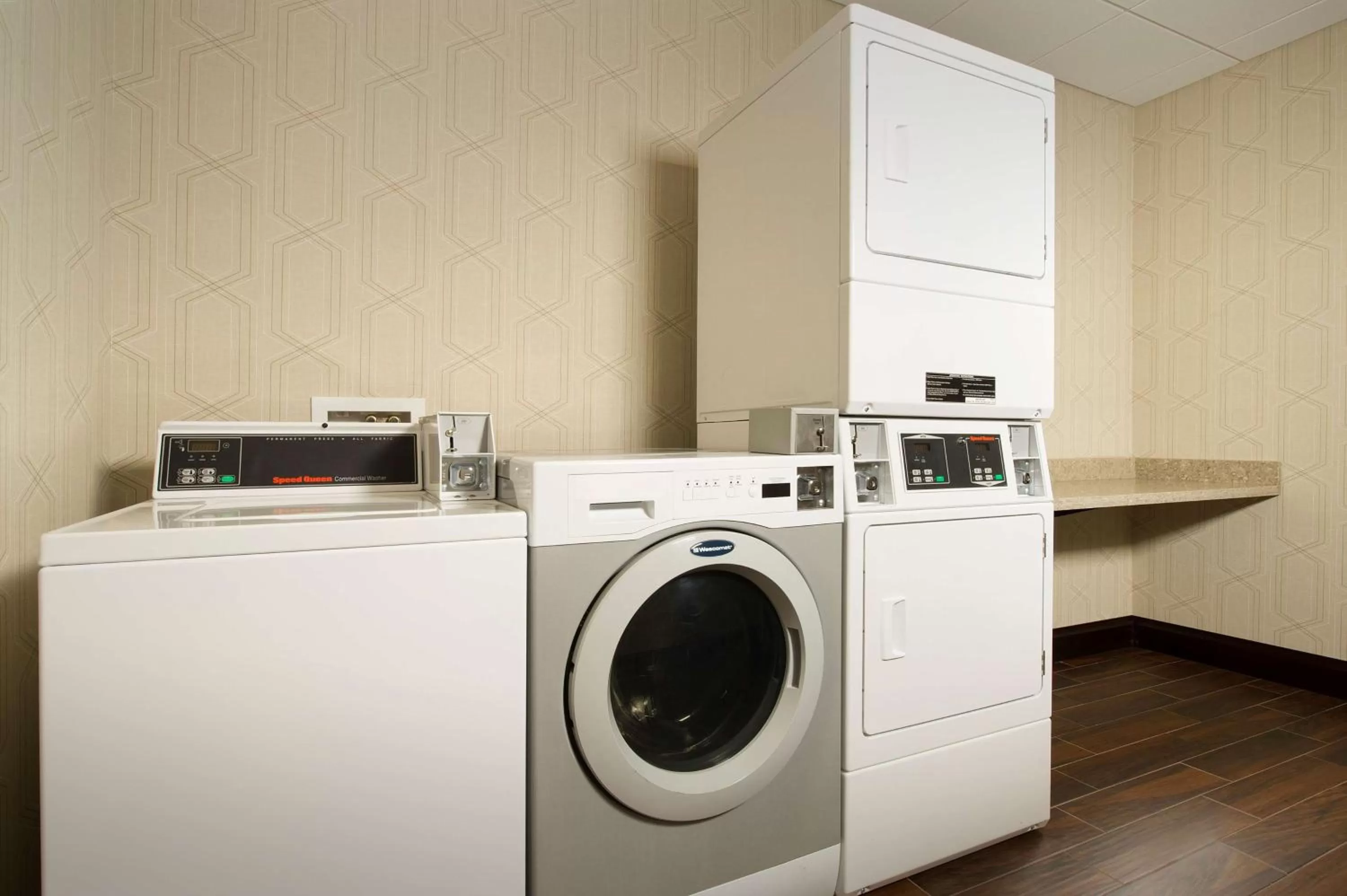 laundry in Hampton Inn & Suites Syracuse/Carrier Circle