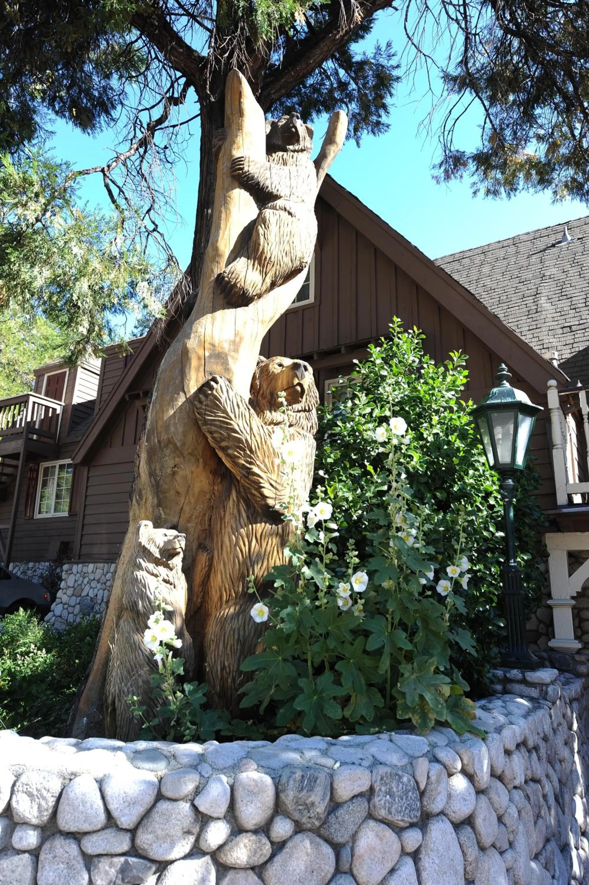 Decorative detail in Saddleback Inn at Lake Arrowhead