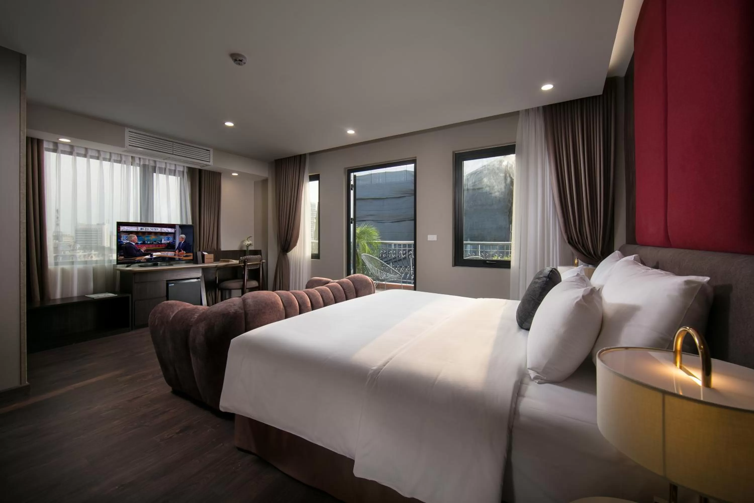 TV and multimedia, Bed in Hanoi L'Heritage Diamond Hotel & Spa