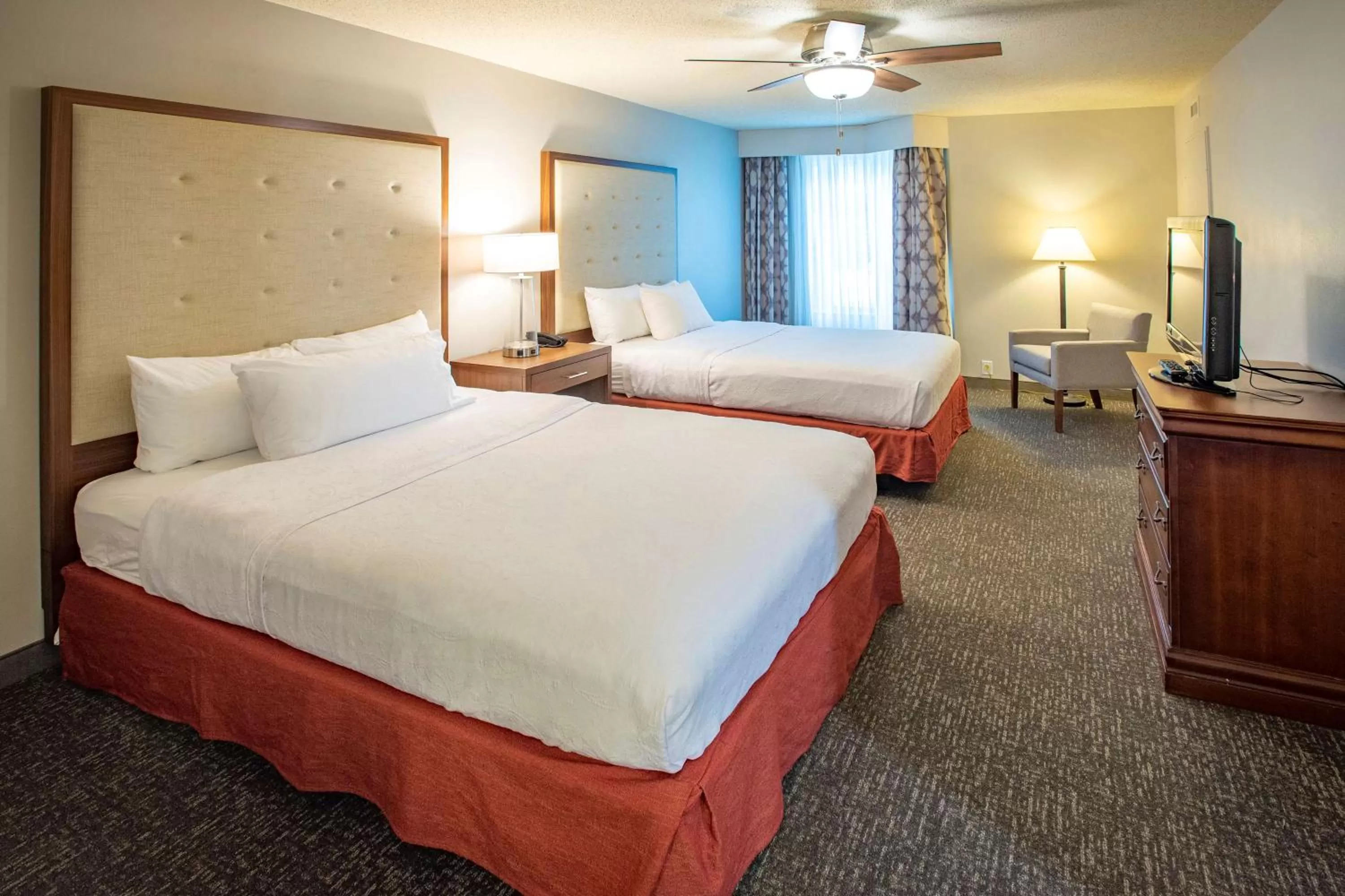 One-Bedroom Queen Suite - Non-Smoking in Pensacola Suites Hotel