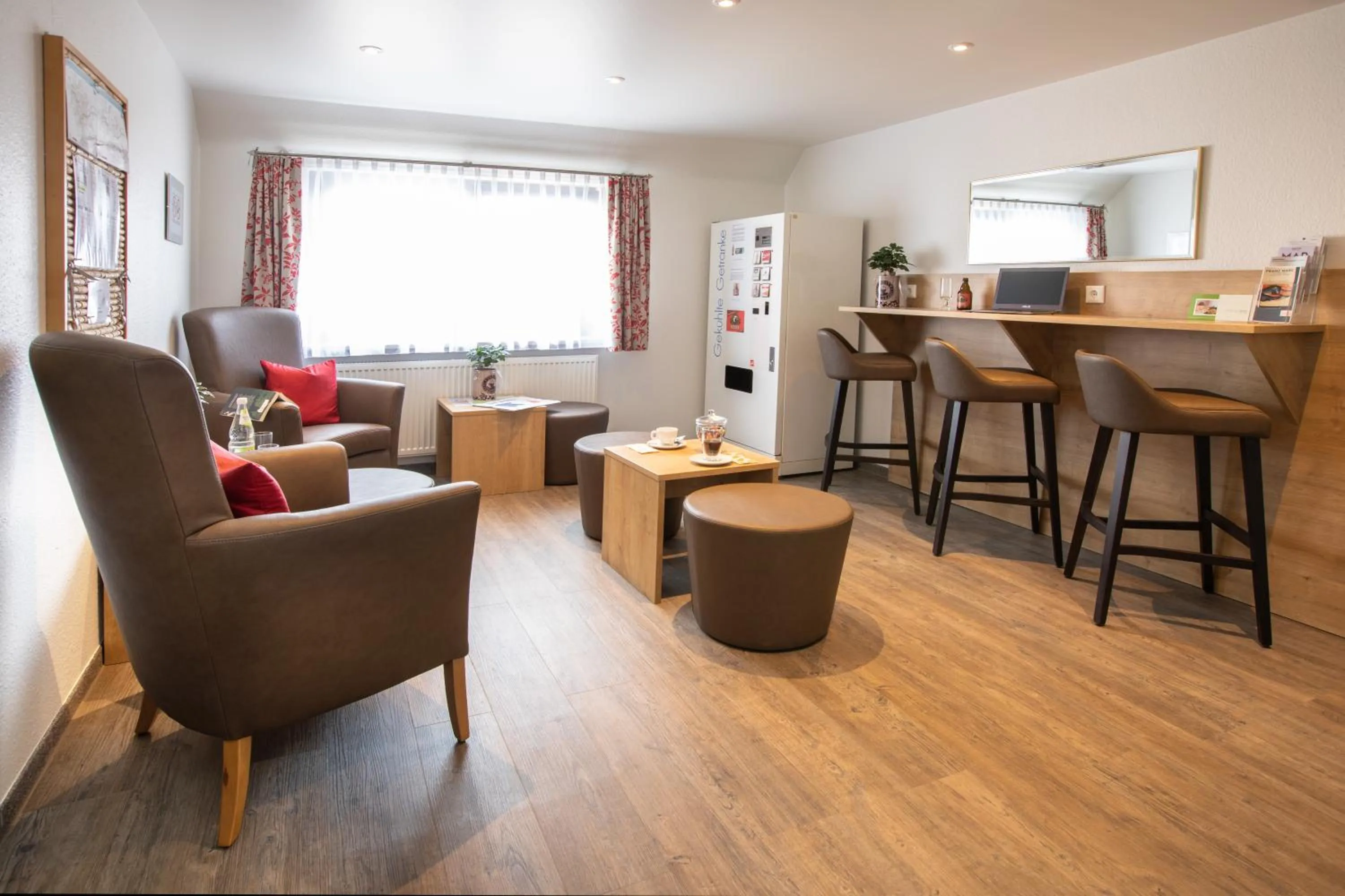 Lounge or bar in Ambient Hotel am Europakanal