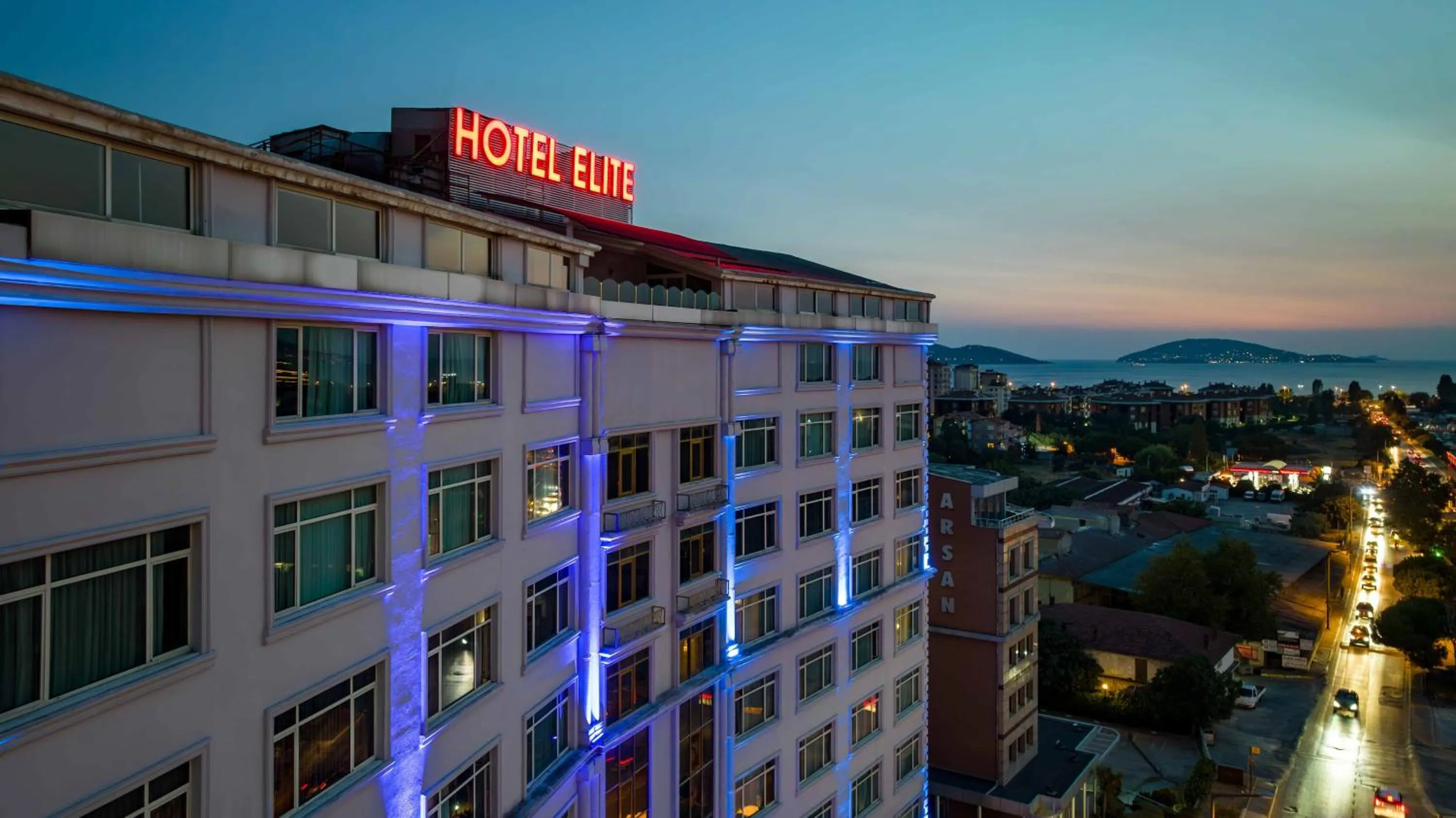 Property building in Elite Hotel Dragos