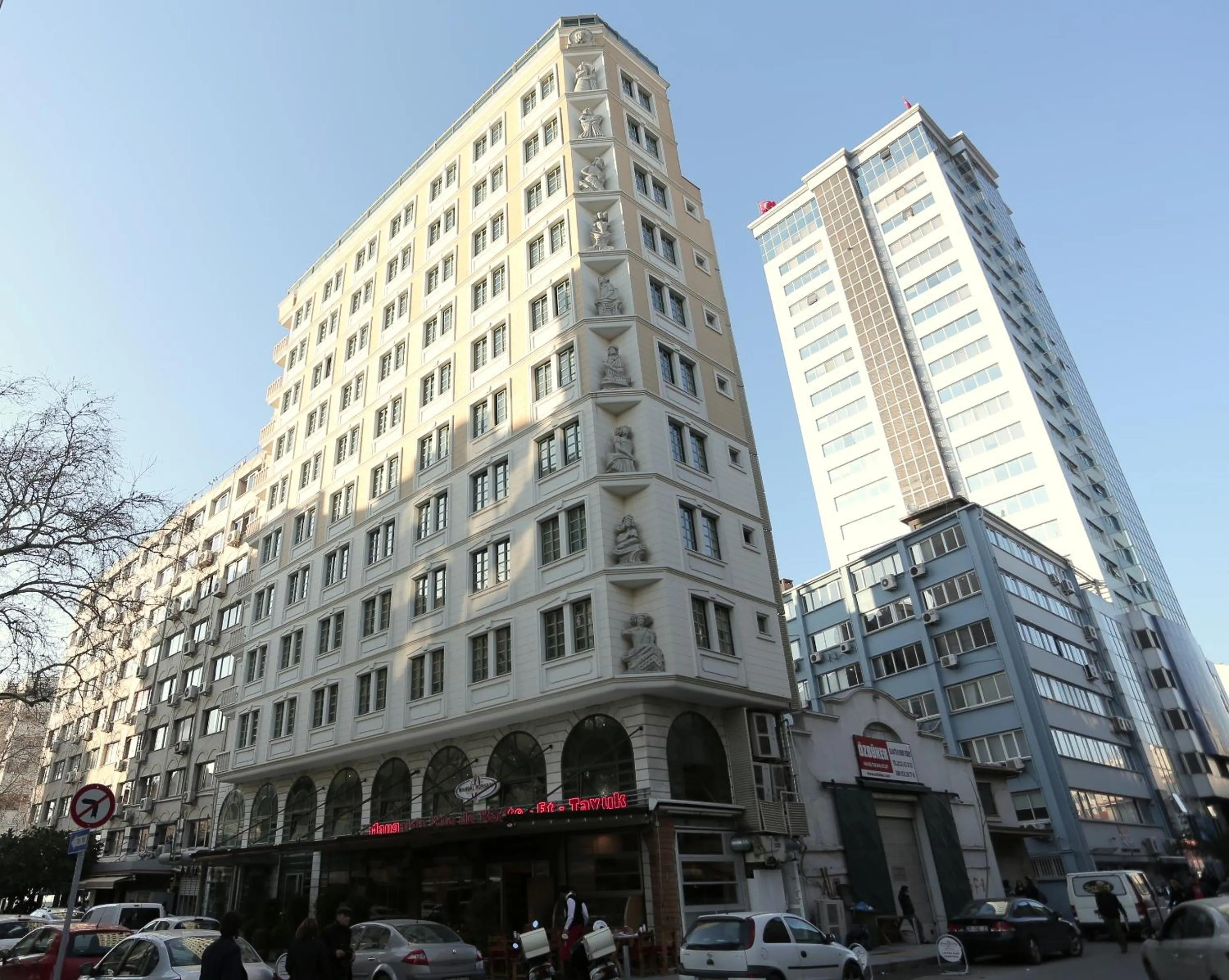 Facade/entrance in Hotel Marla