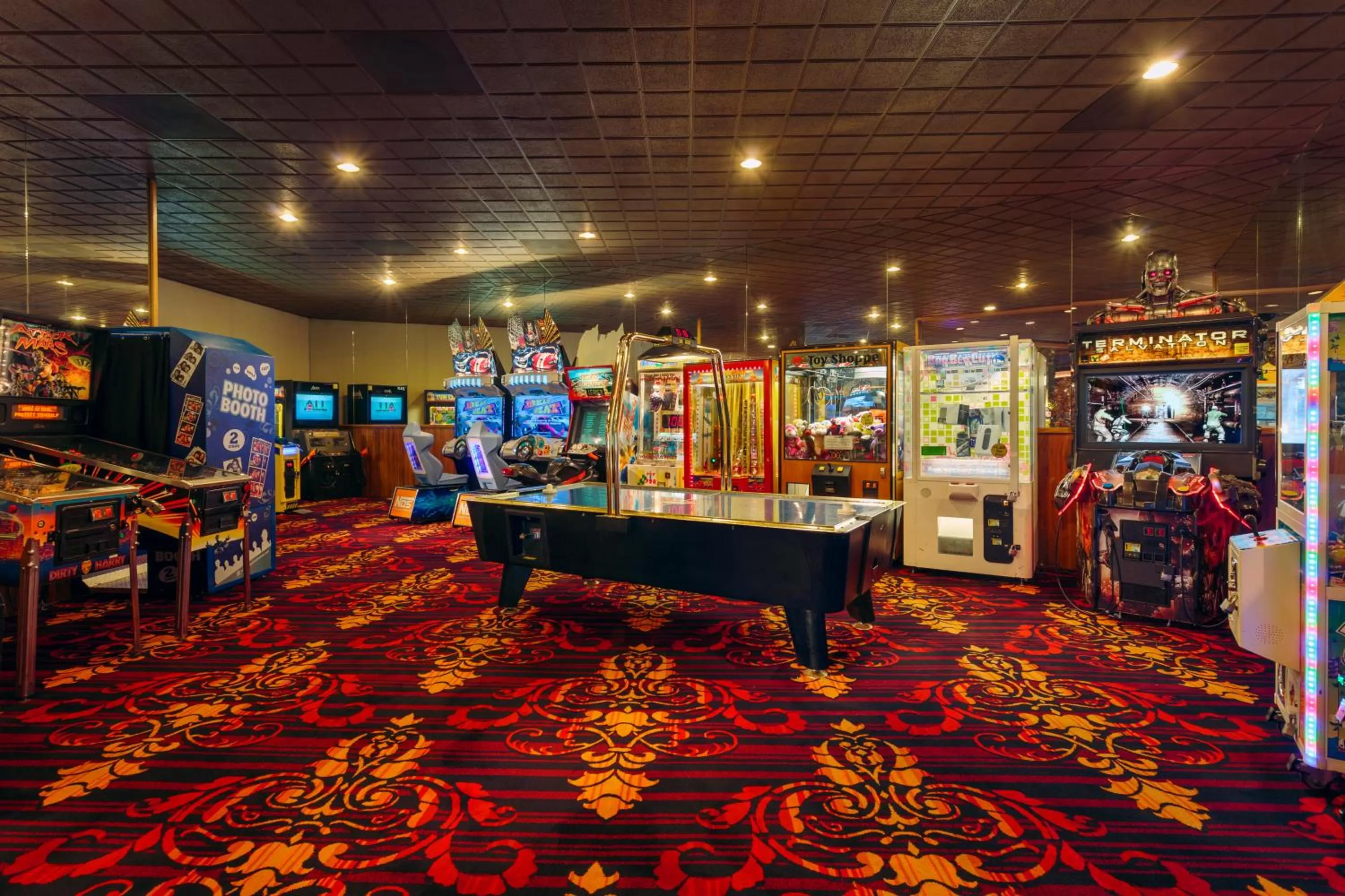 Game Room in Maverick Hotel and Casino by Red Lion Hotels