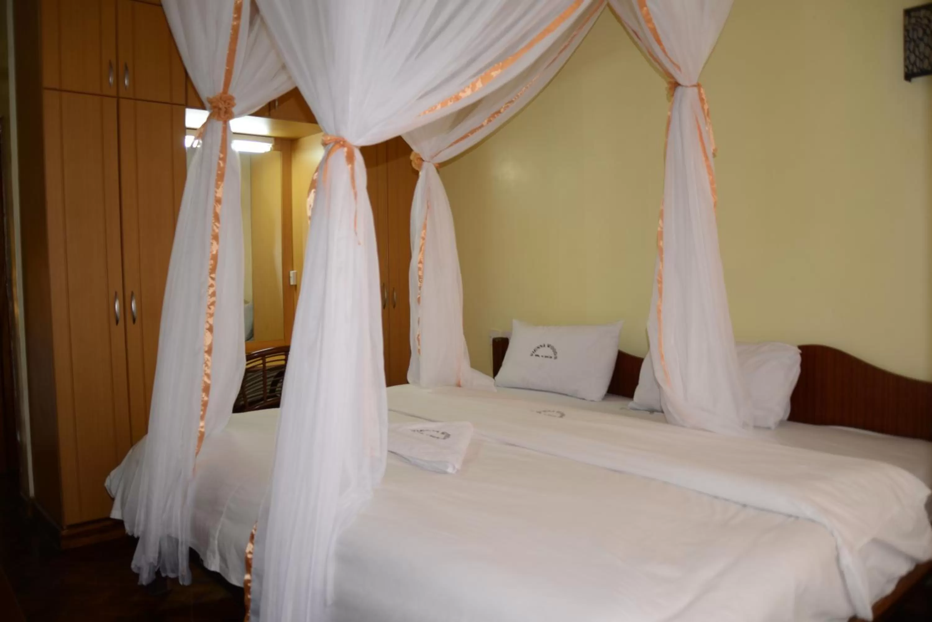 Bed in Vienna Woods Hotel Nakuru